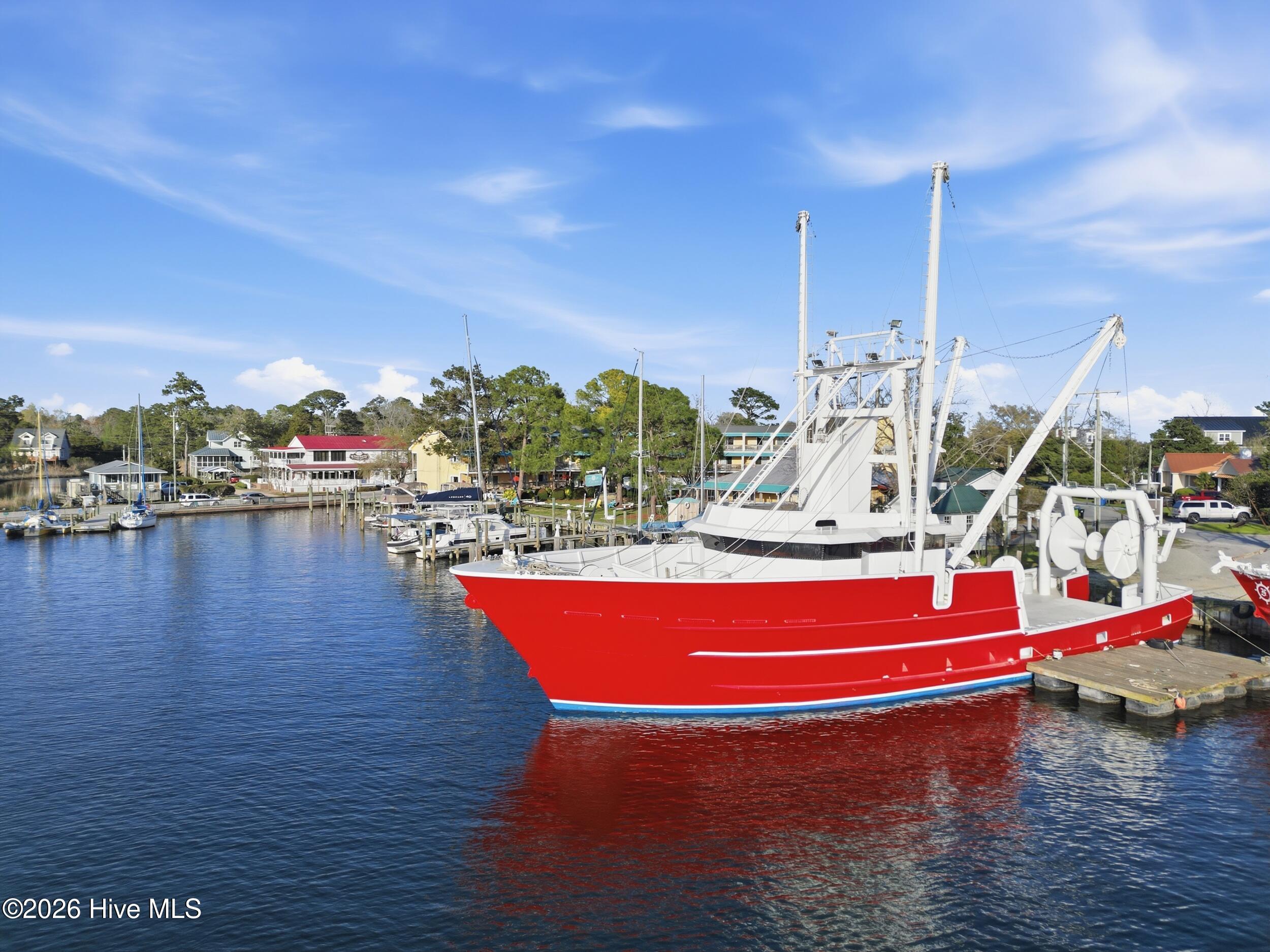 8052 Treasure Drive, Oriental, NC 28571