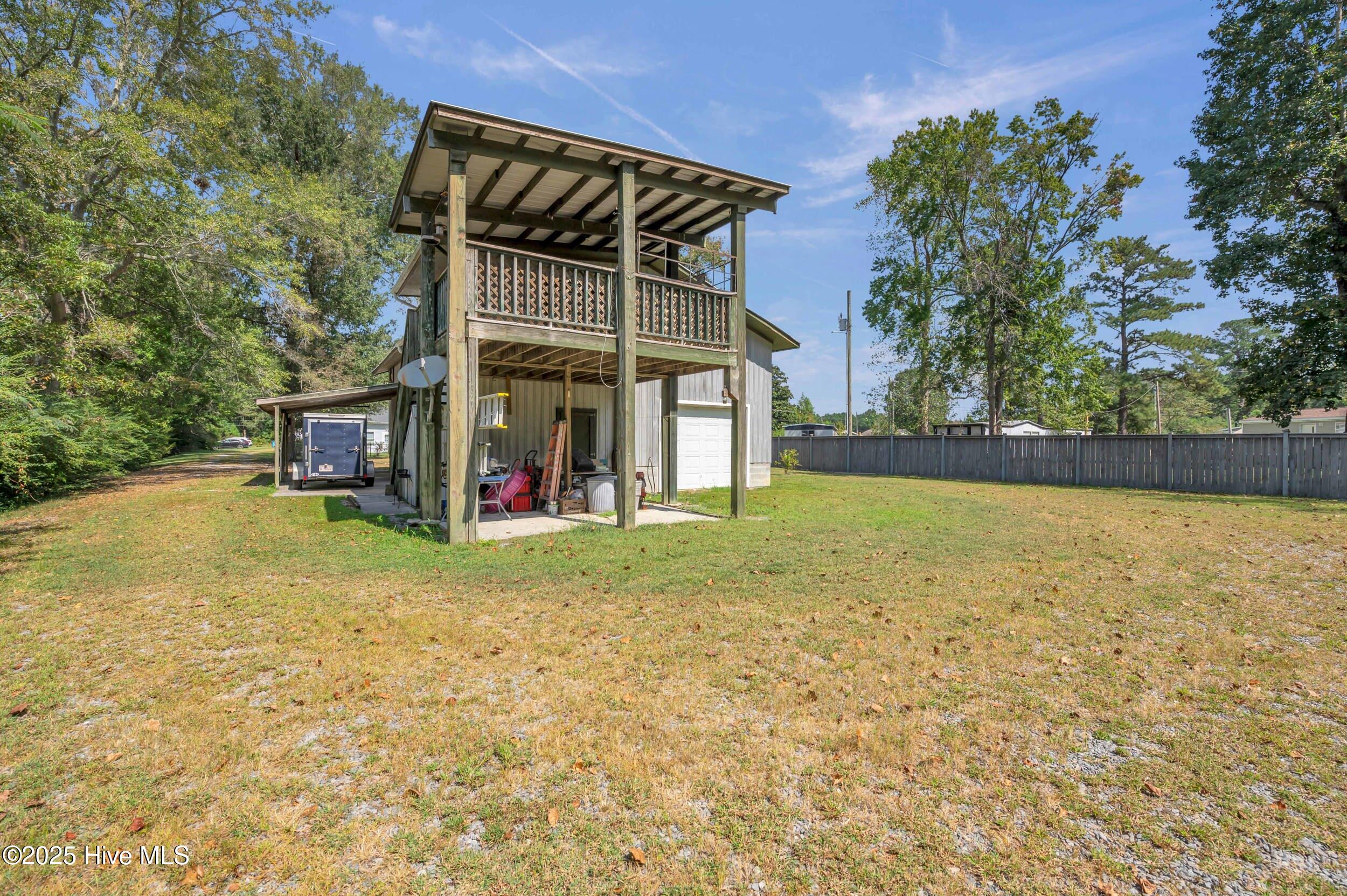 100532115 | Photo 99