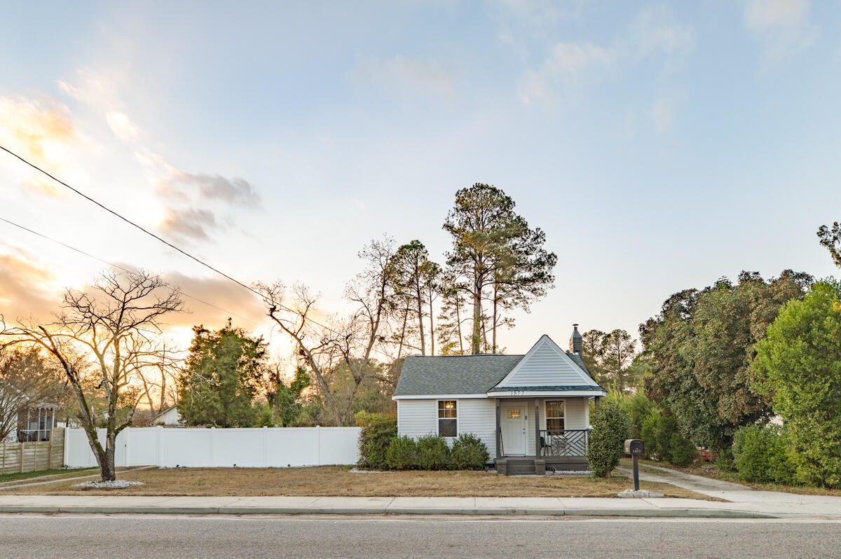 Homes for sale in Augusta, GA | 1877 Kissingbower Rd, Augusta, GA 30904 | MLS# 98251626