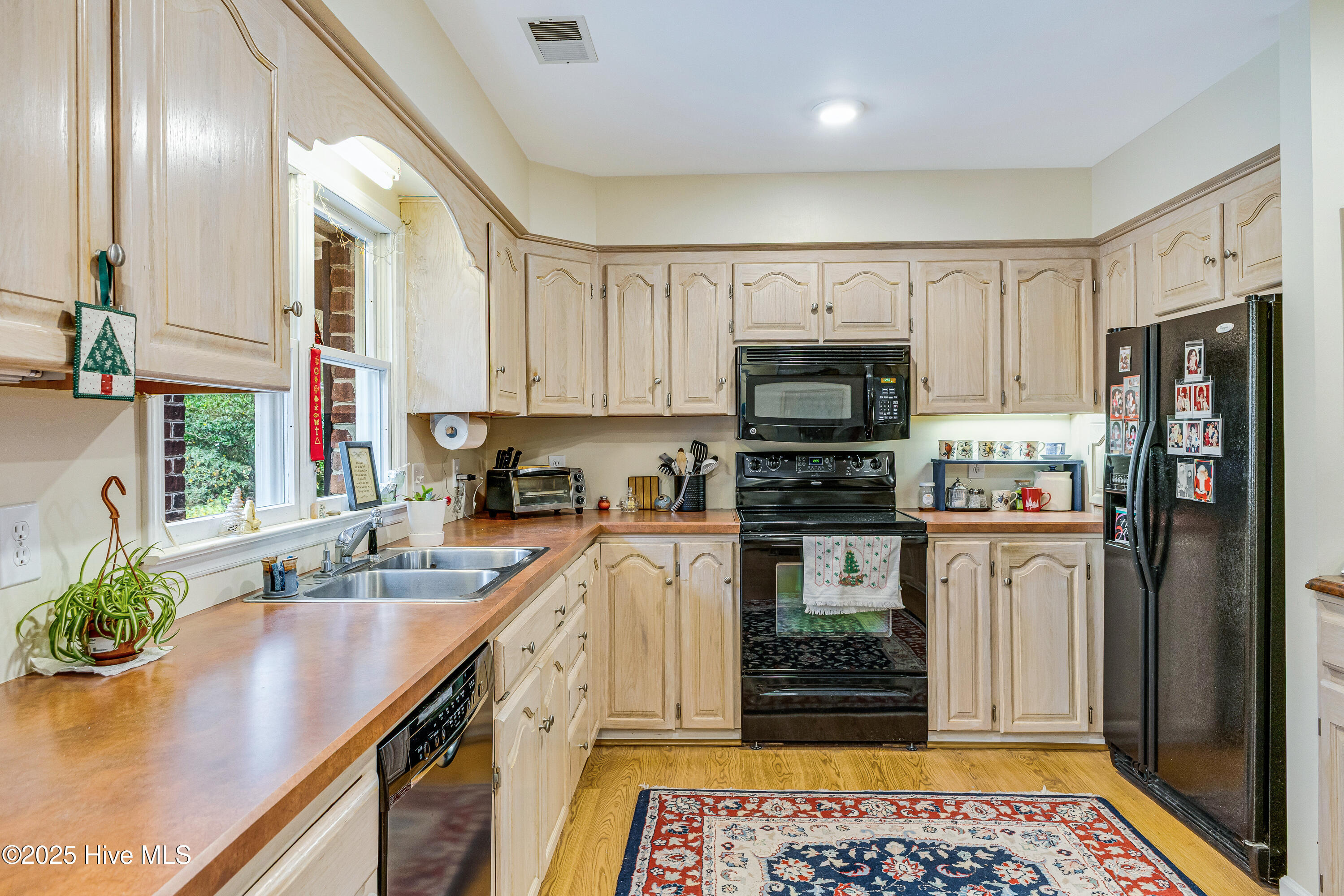 100545201 | Photo 20