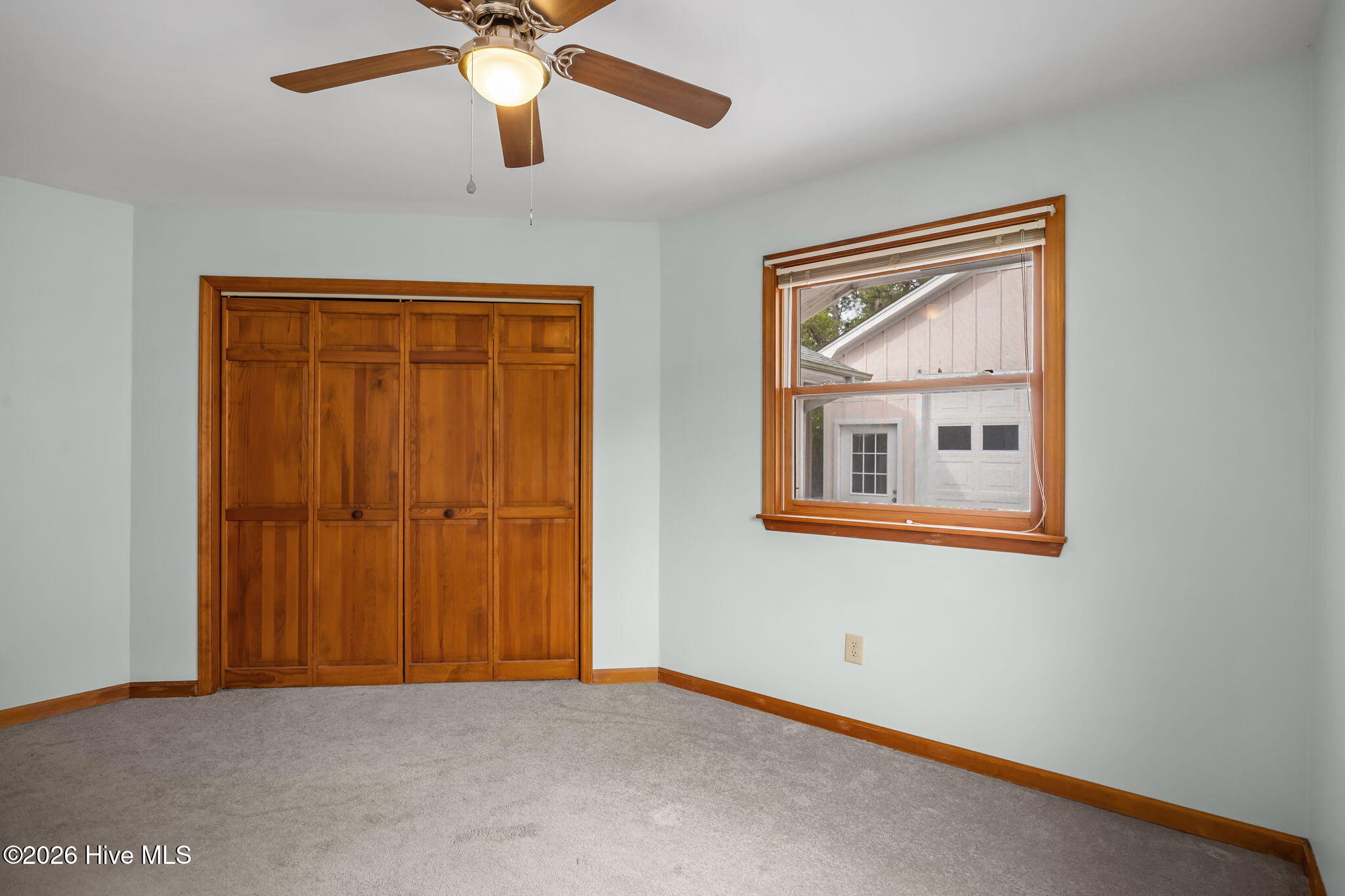 100565896 | Photo 21