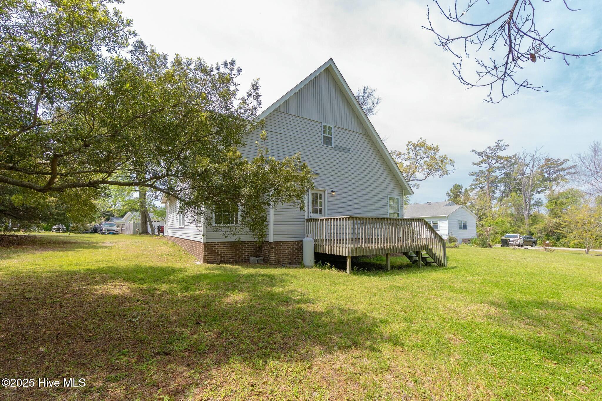203 Panama Terrace,Morehead City