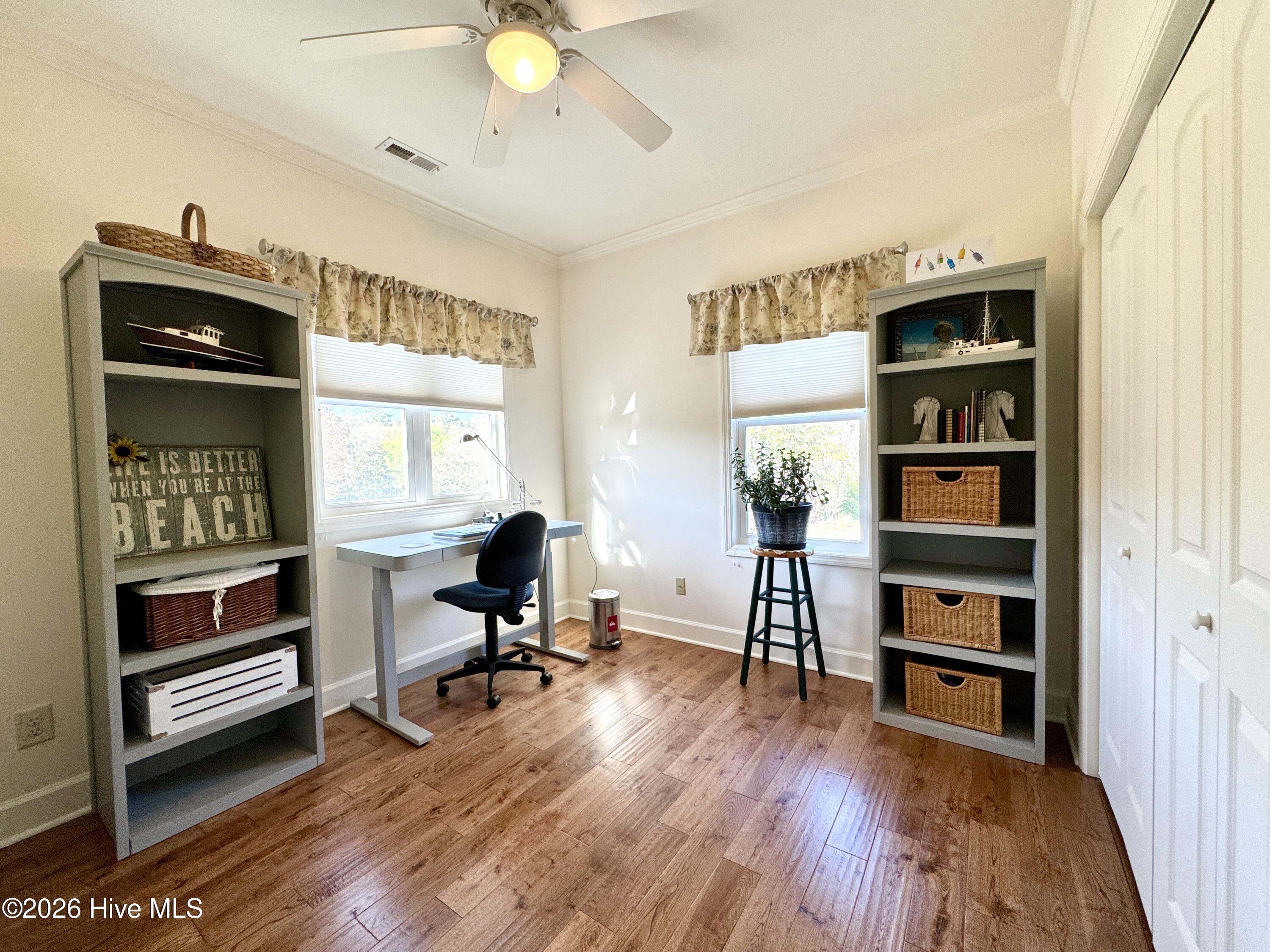 100565124 | Photo 39