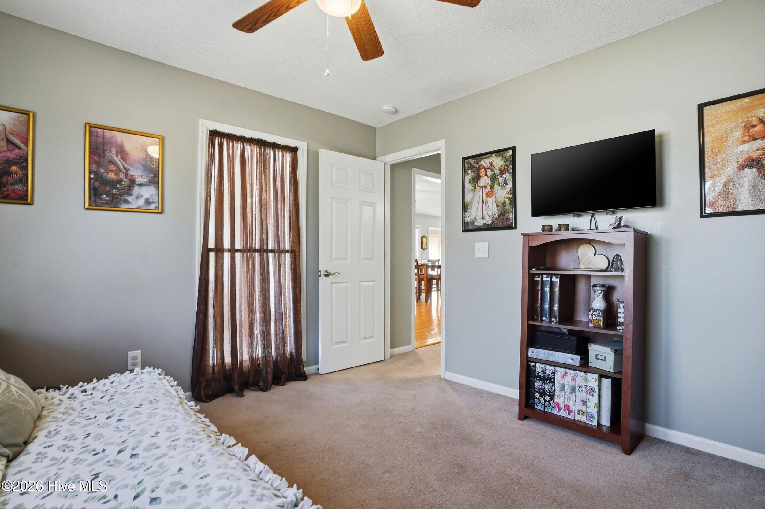 100551882 | Photo 26