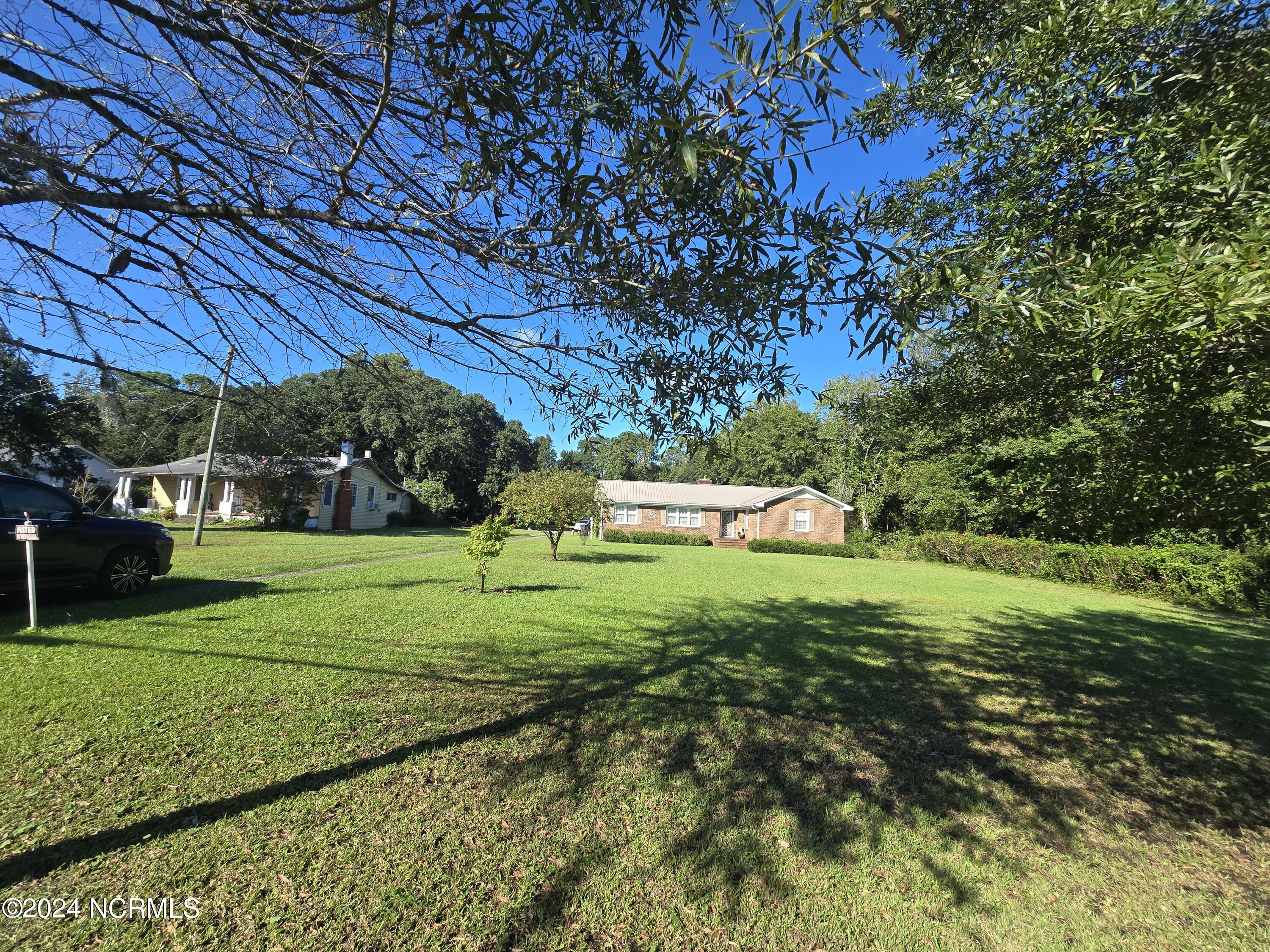 100466461 | Photo 13