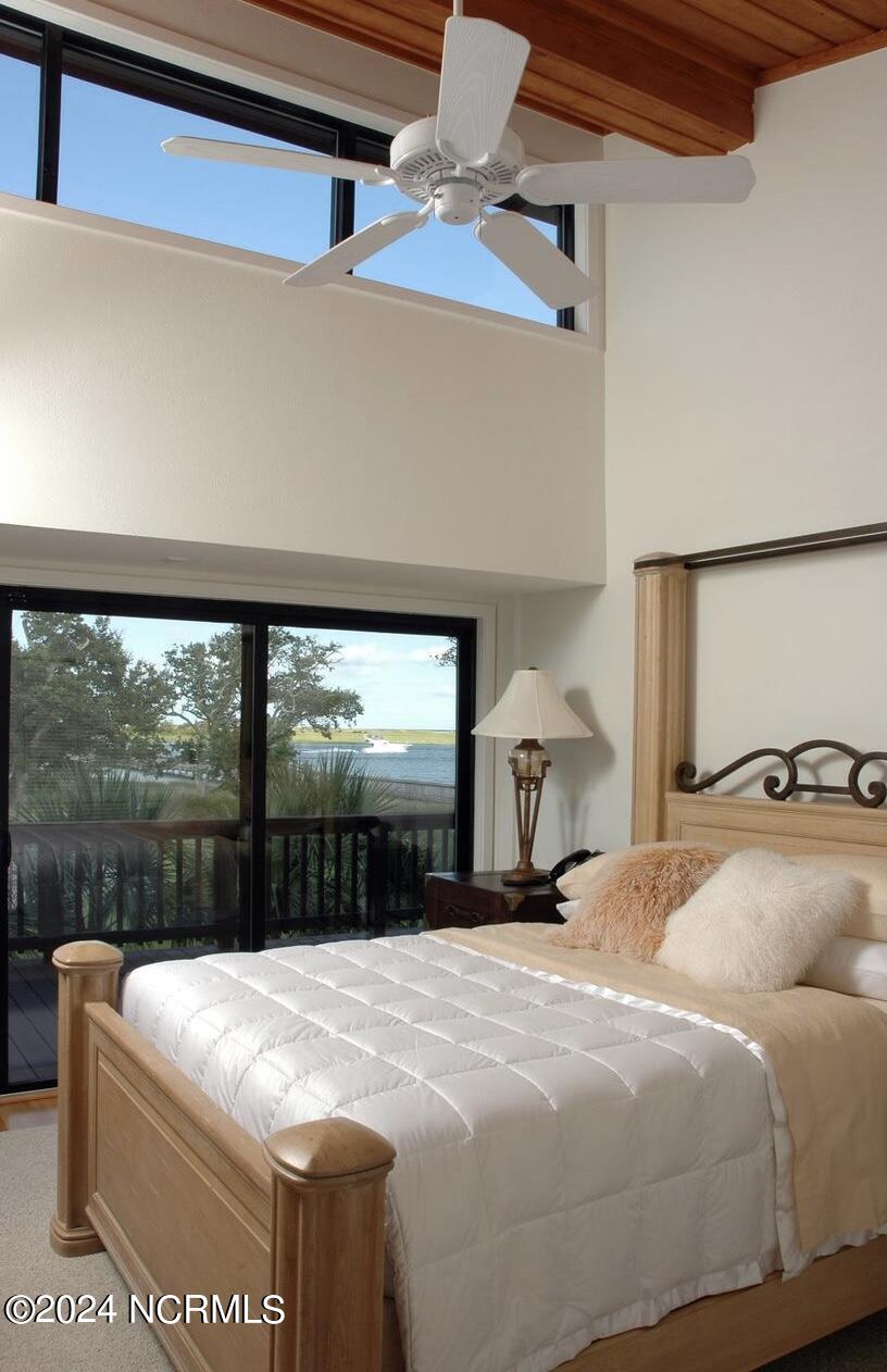 100463801 | Photo 35