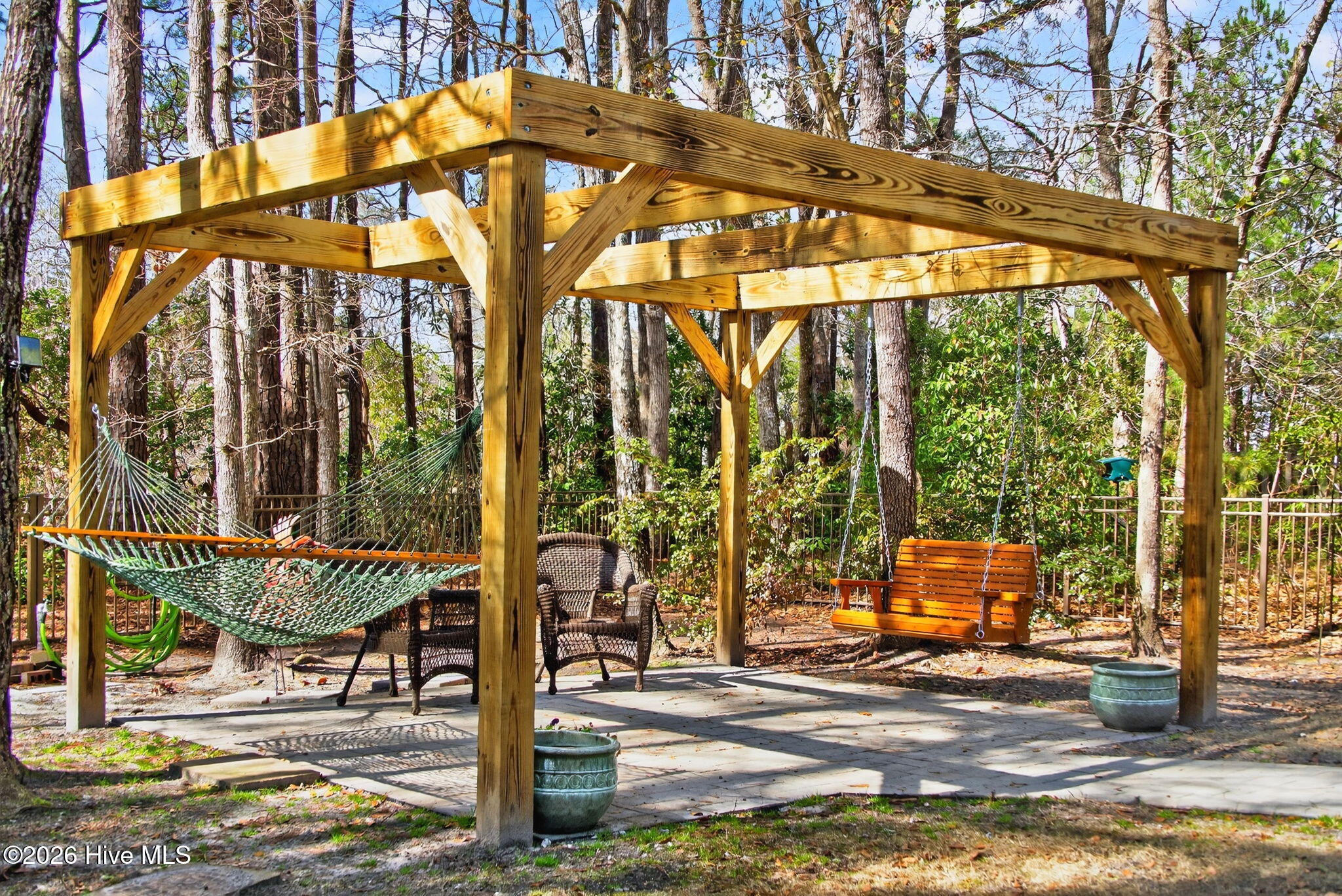 100558645 | Photo 21