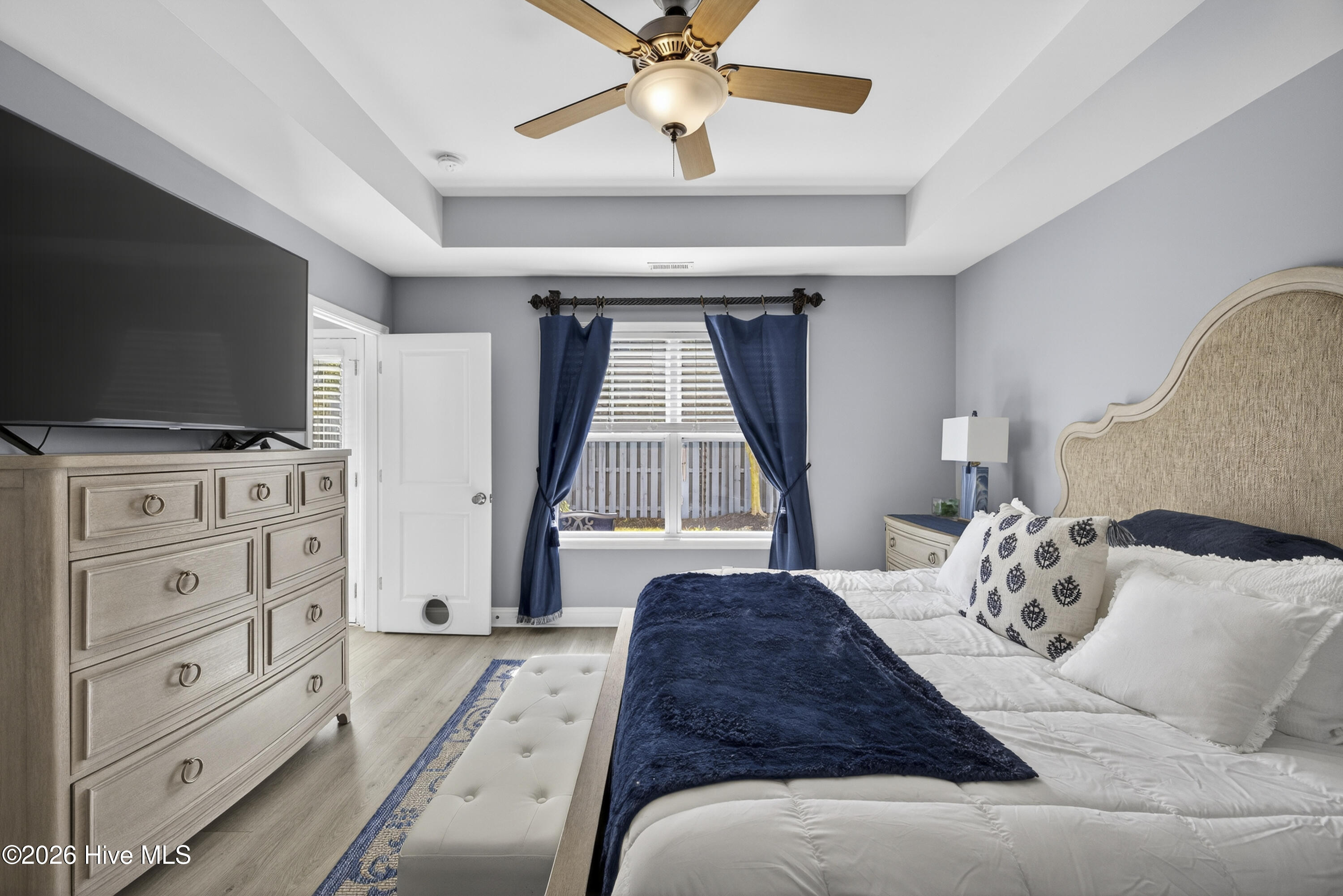 100569203 | Photo 17