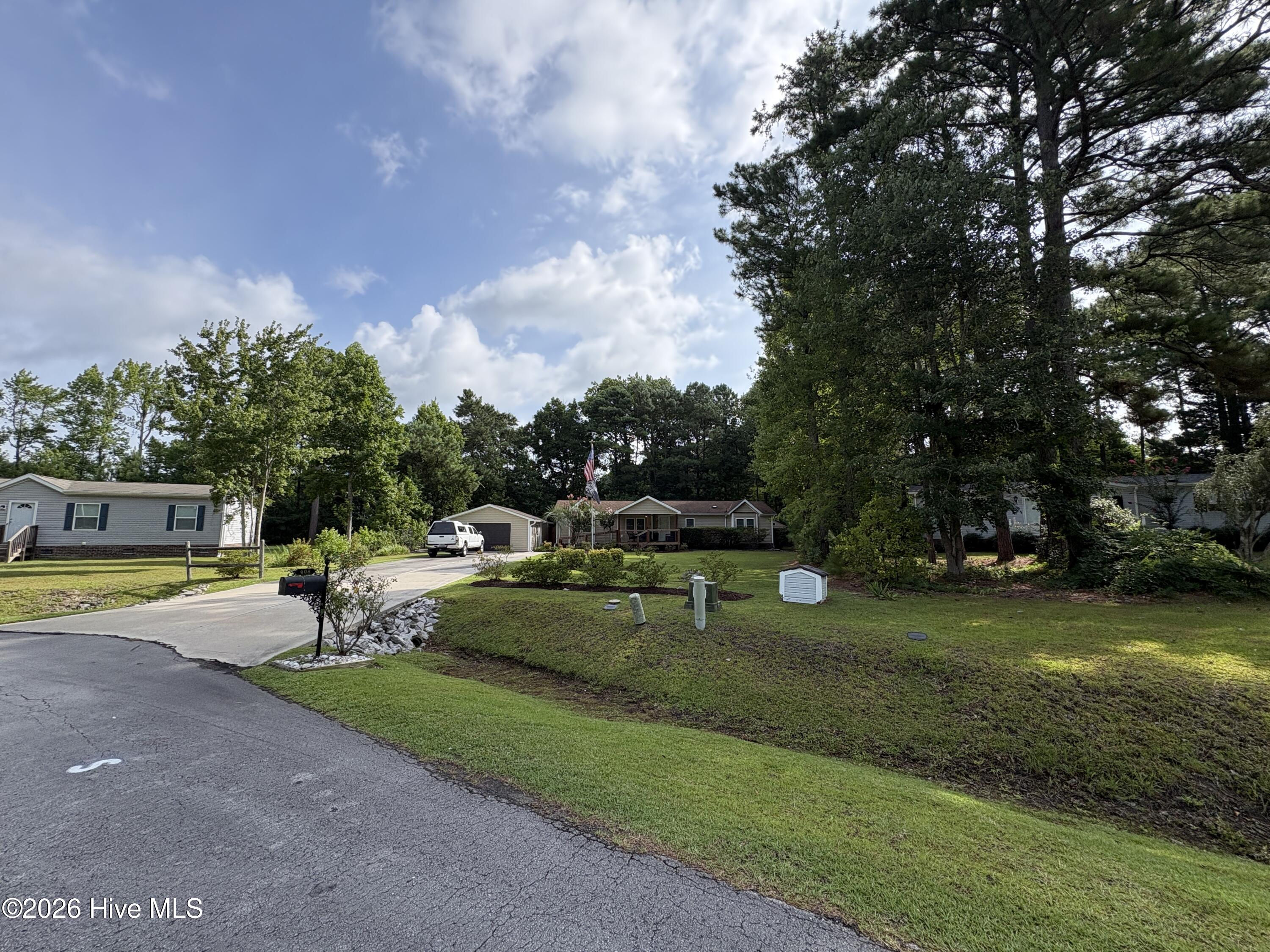 408 Quailridge Court,Peletier
