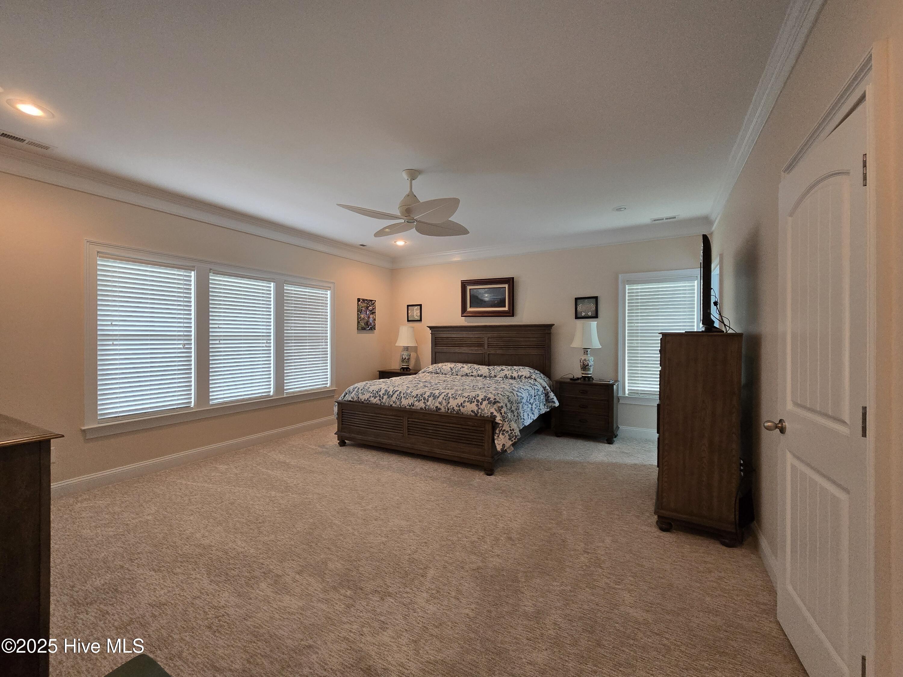 429 Live Oak Road,Newport