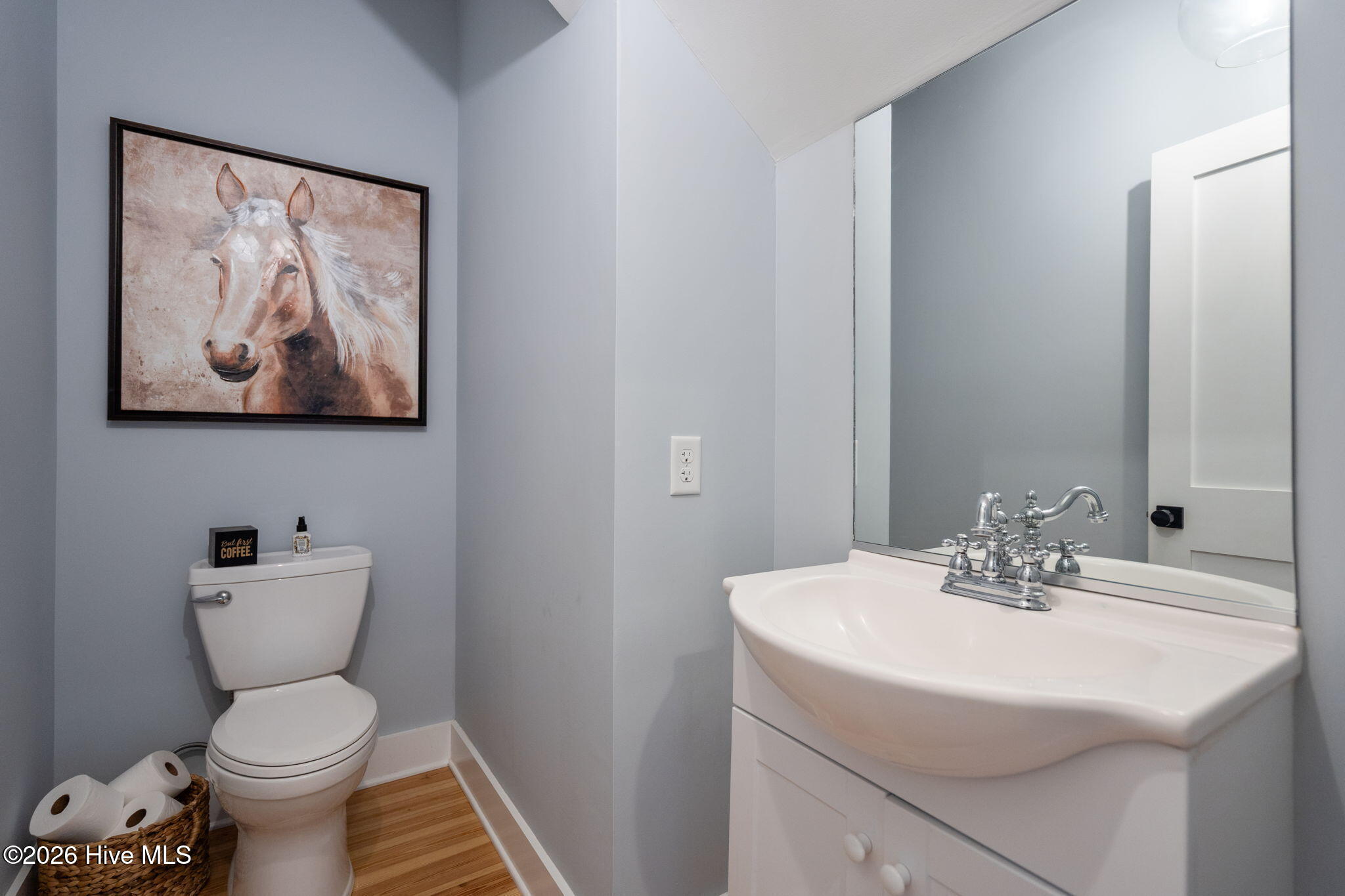 100563591 | Photo 19