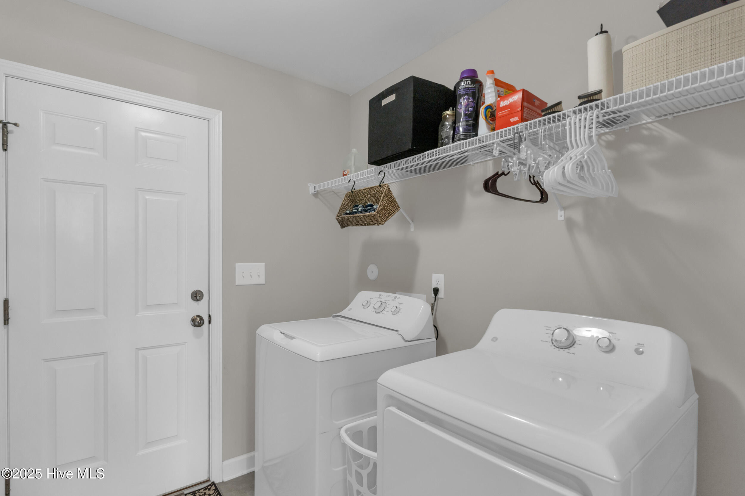 100539795 | Photo 33