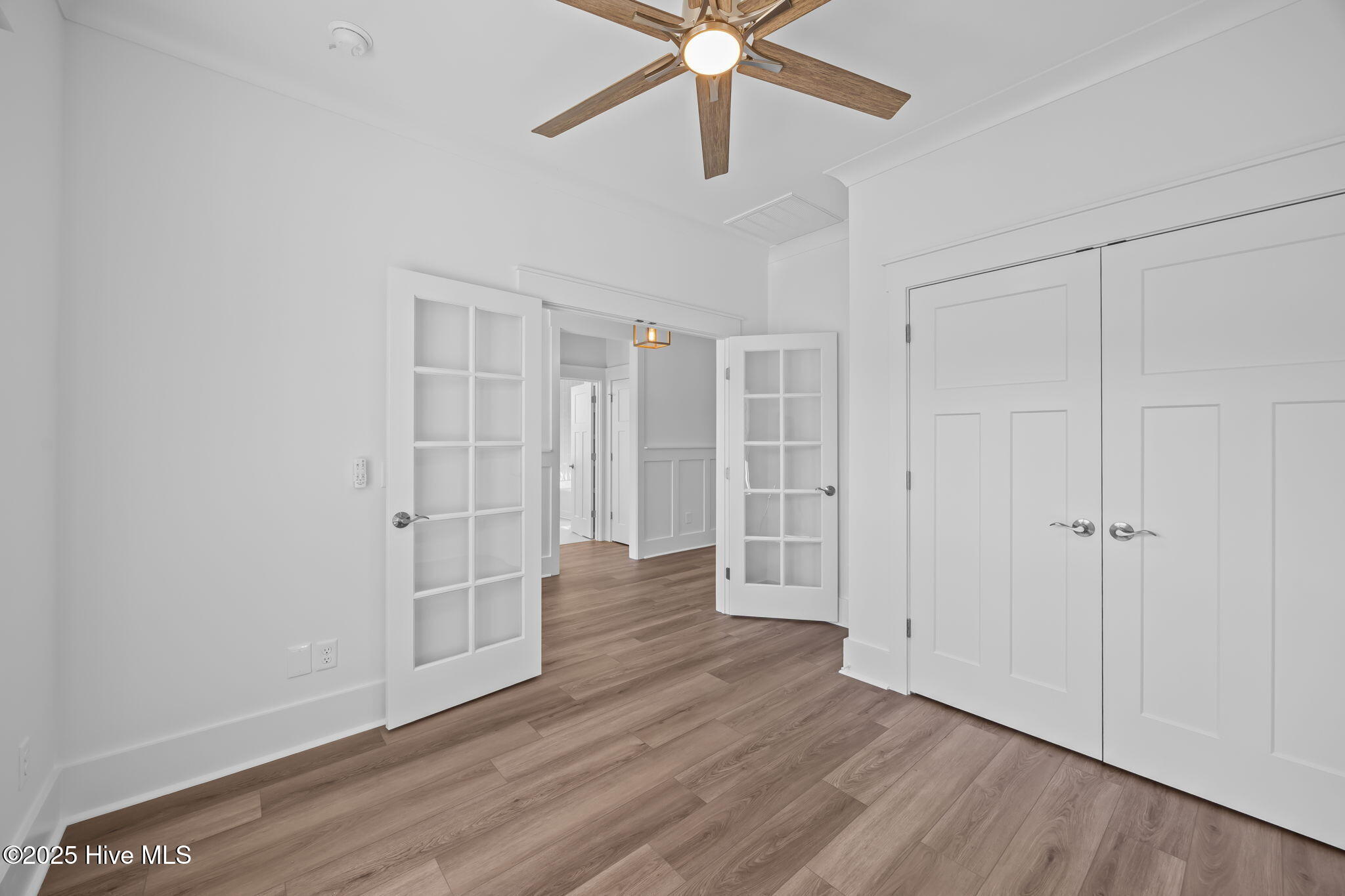 100532112 | Photo 12