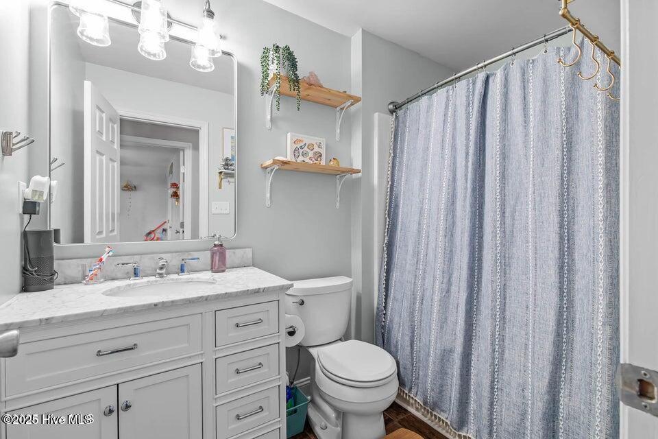 100556363 | Photo 42