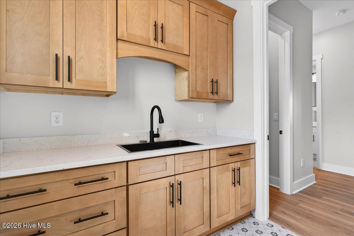 100551105 | Photo 17