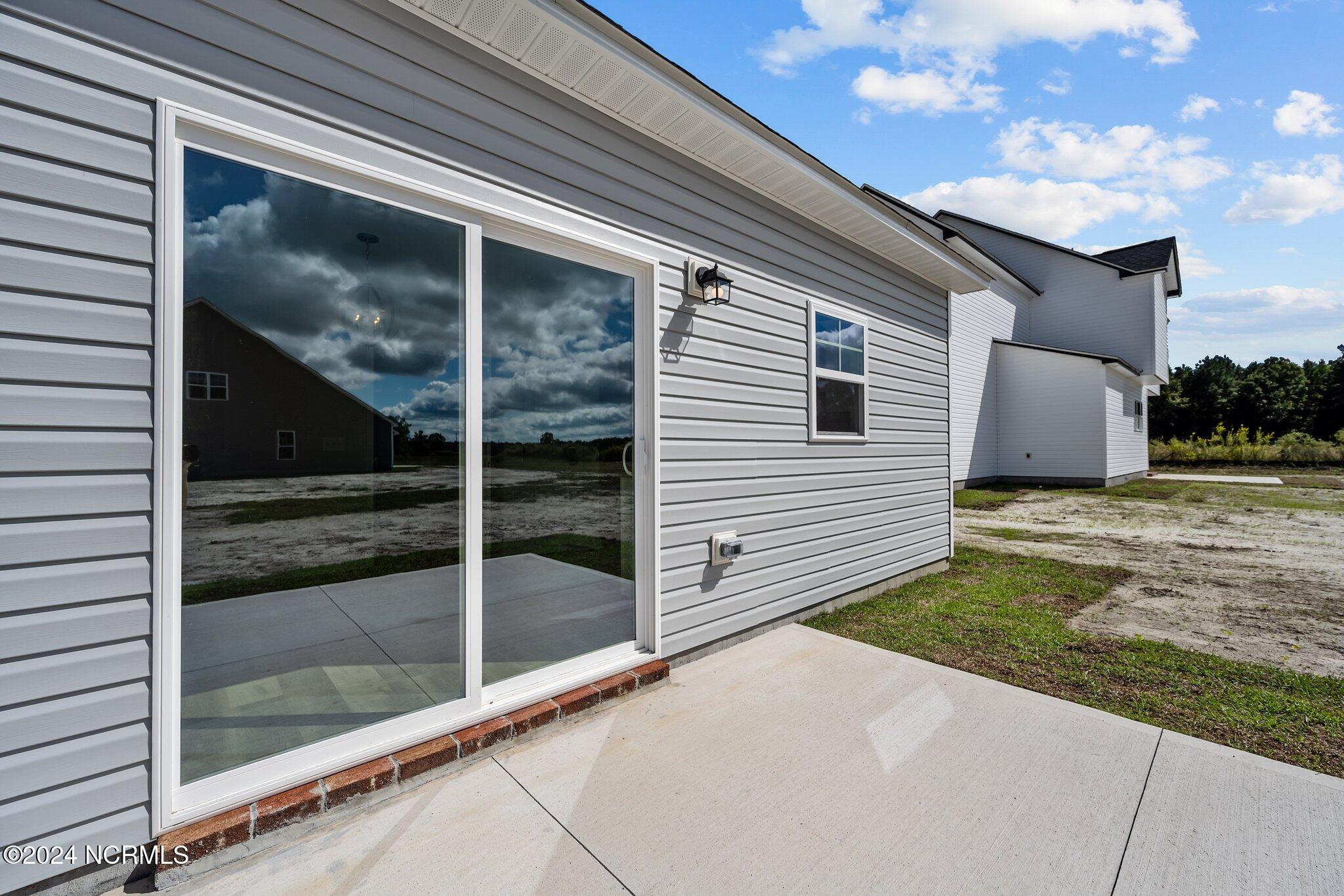 100441998 | Photo 40