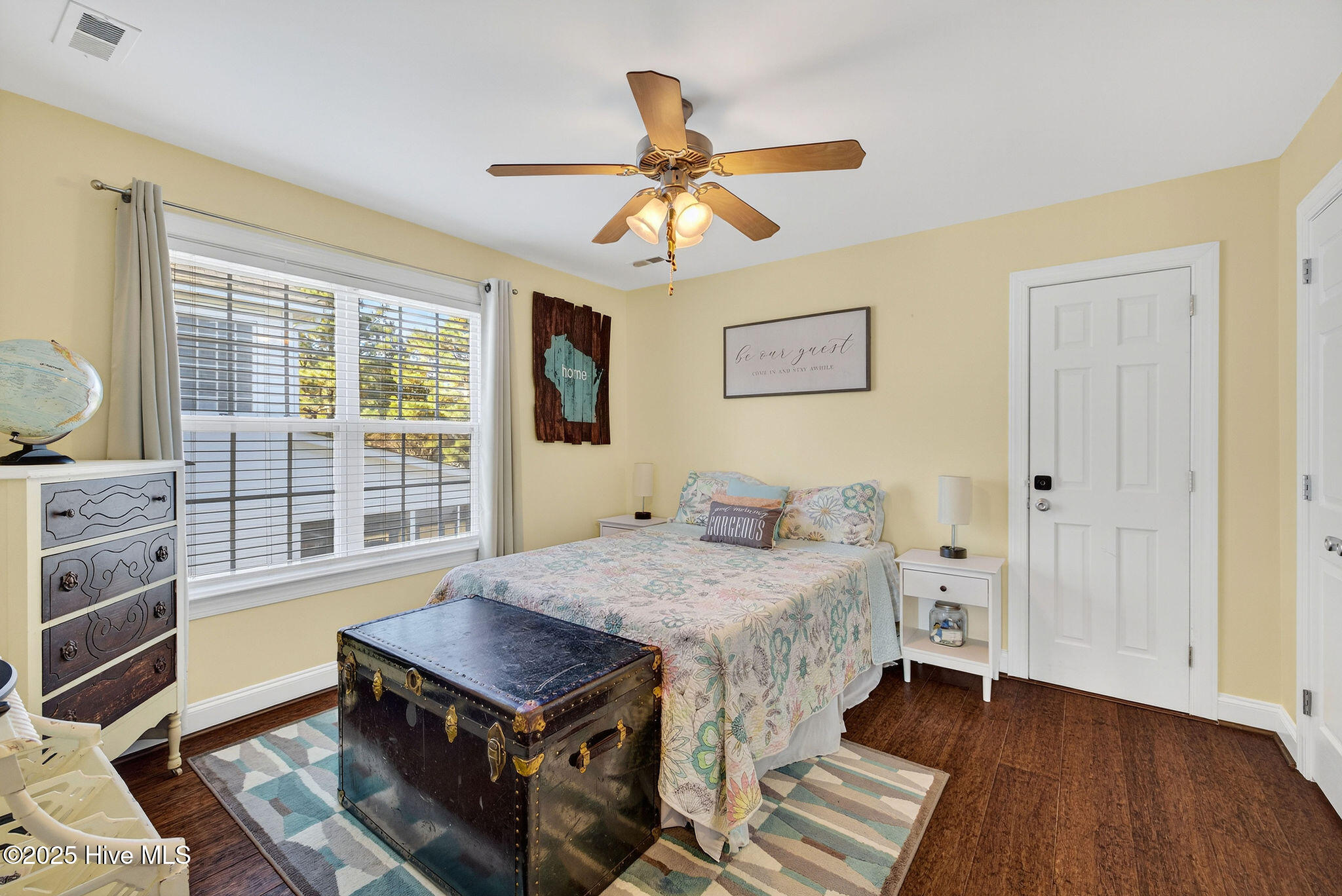 100540017 | Photo 62