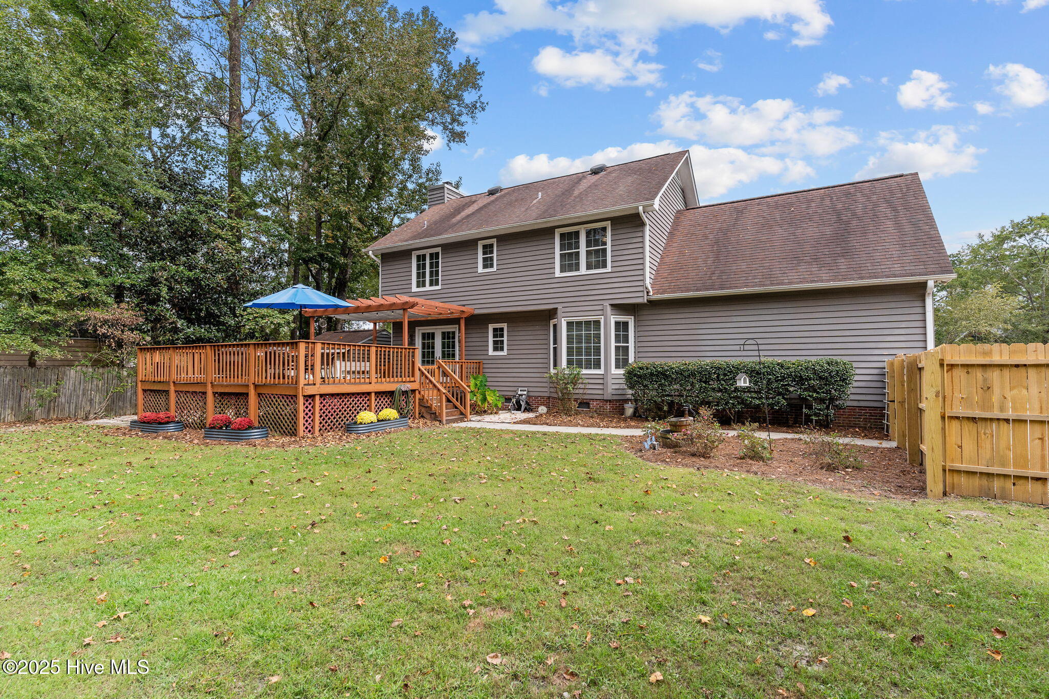 100534535 | Photo 42