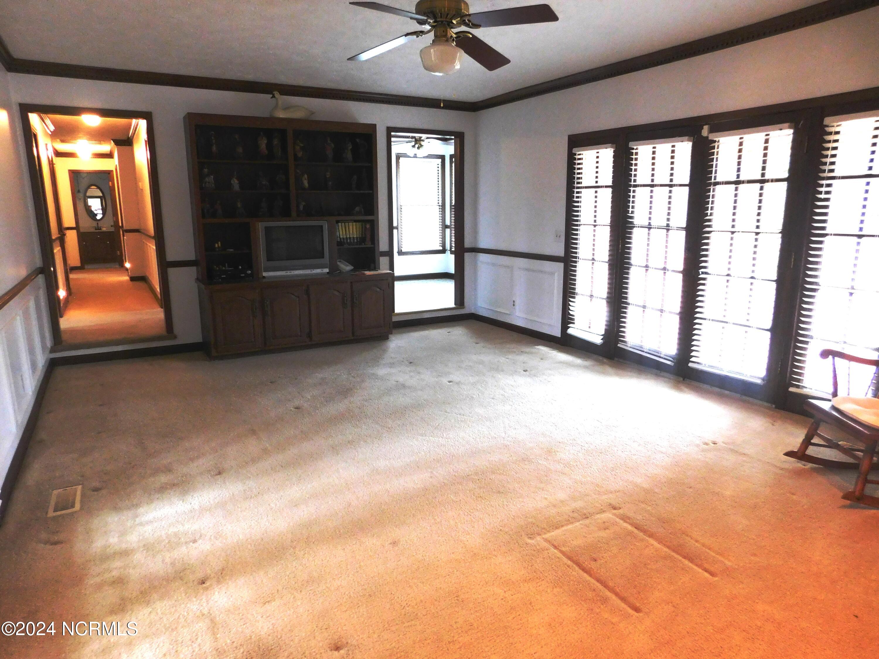 Homes for sale in Tabor City, NC | 43 Willow Dr, Tabor City, NC 28463 | MLS# 100429484