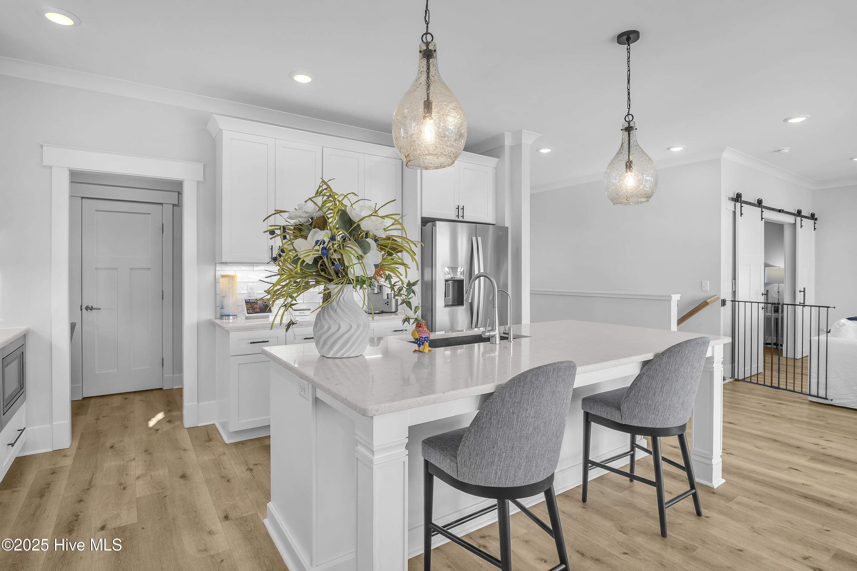 100540464 | Photo 20