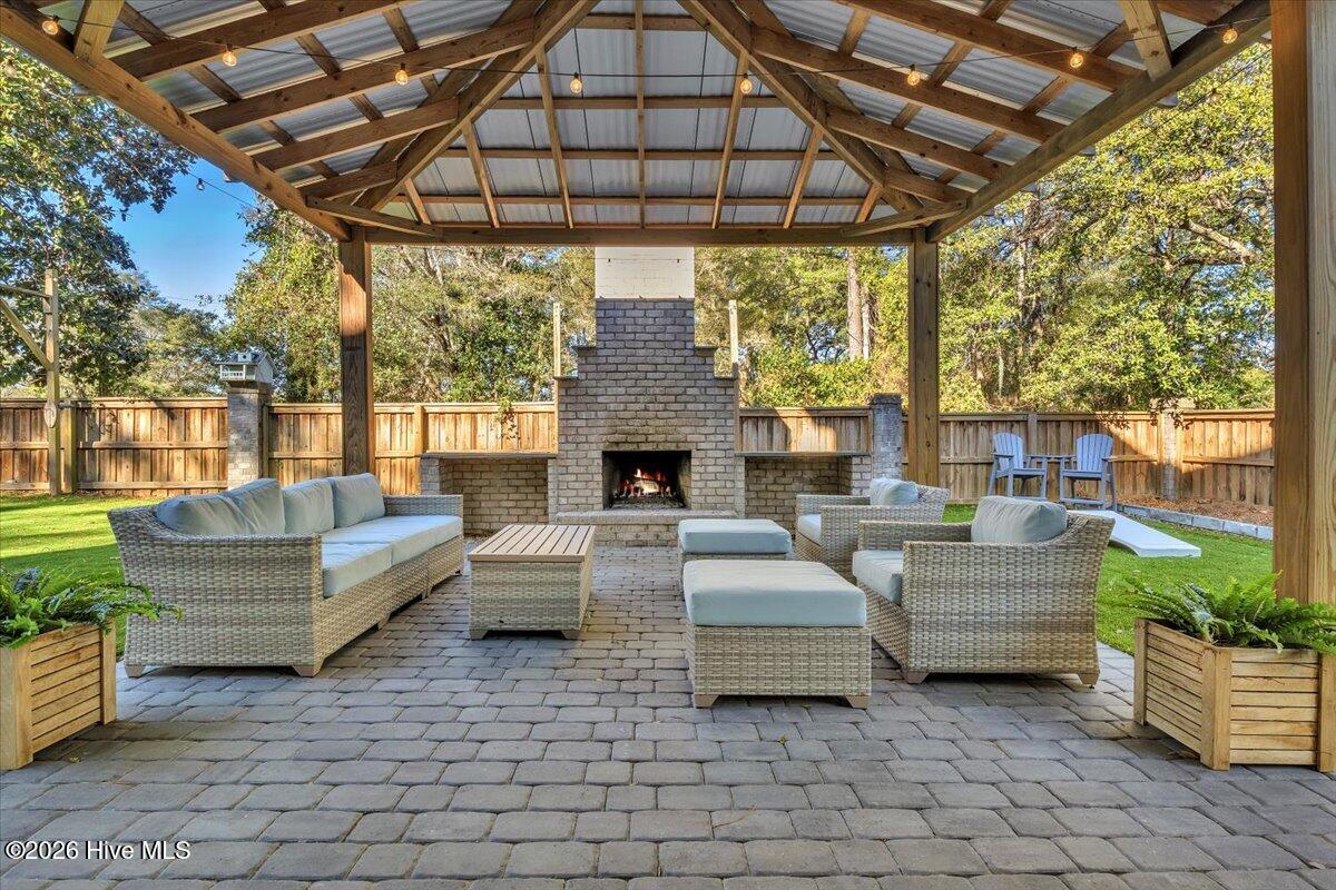 100551826 | Photo 57