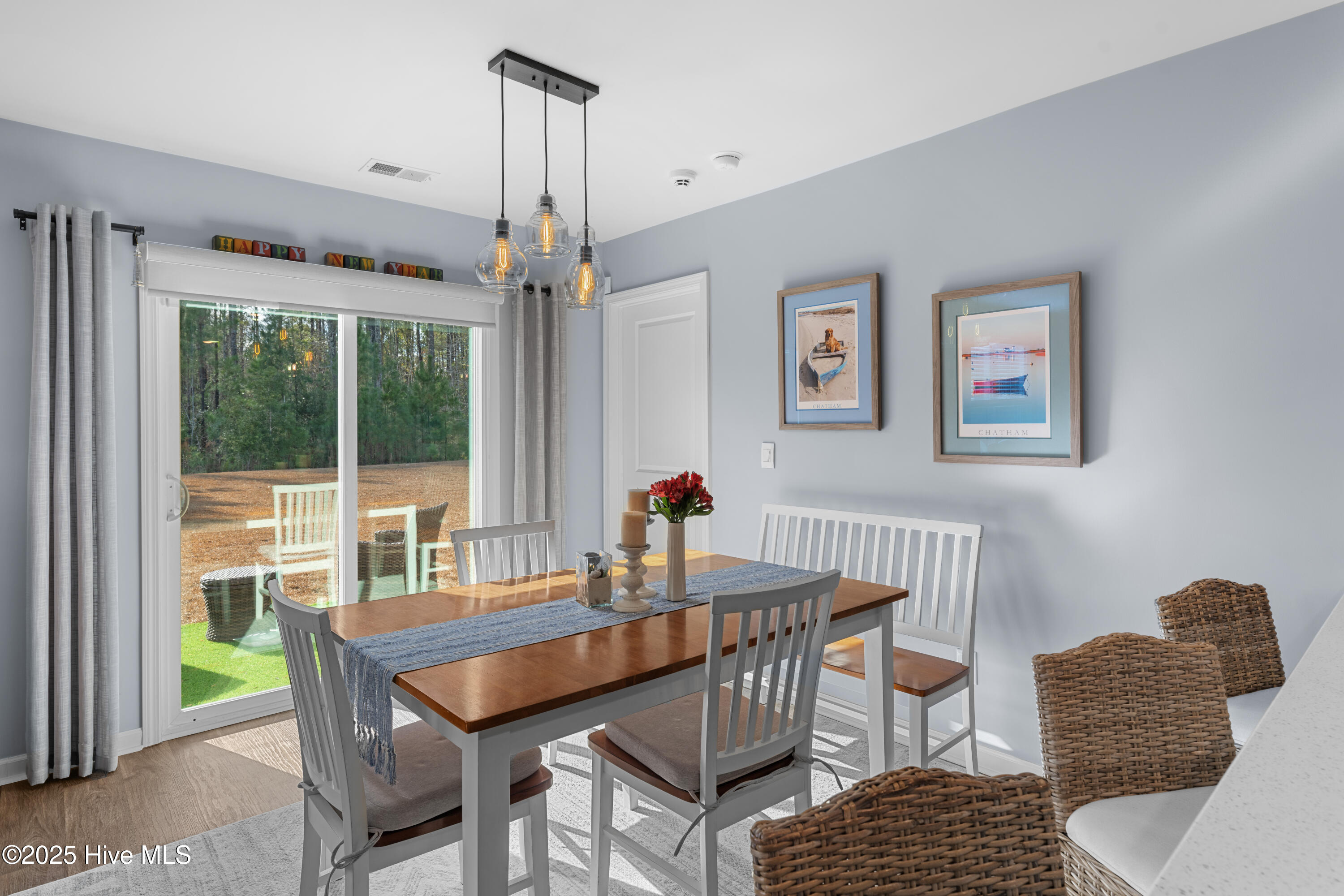 100542617 | Photo 26