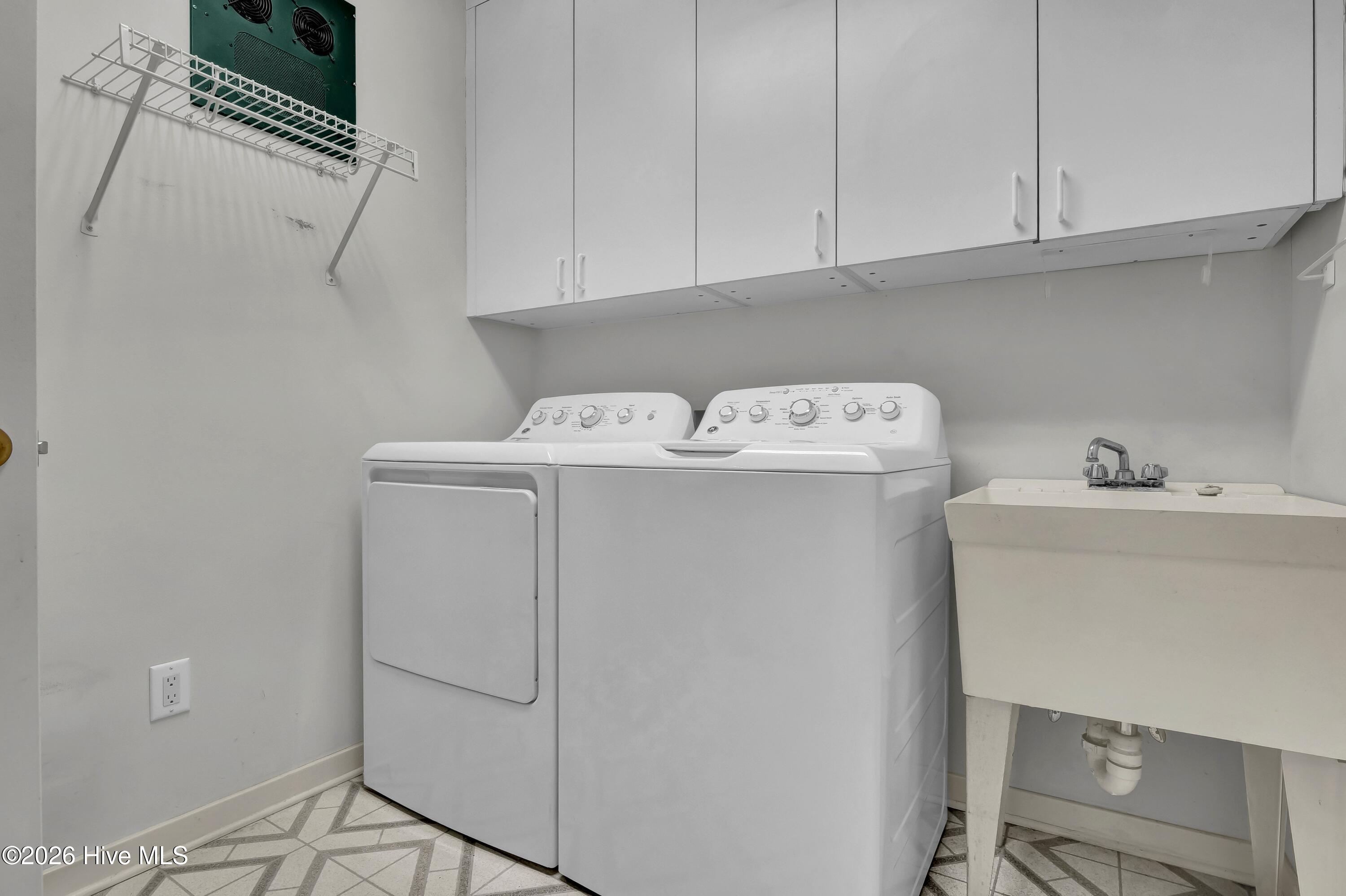 100554854 | Photo 21