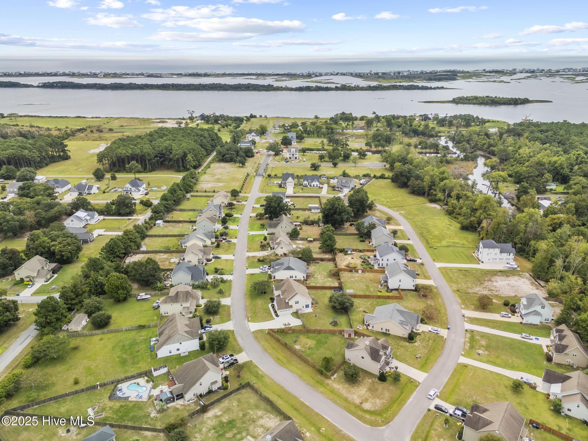 100531239 | Photo 45