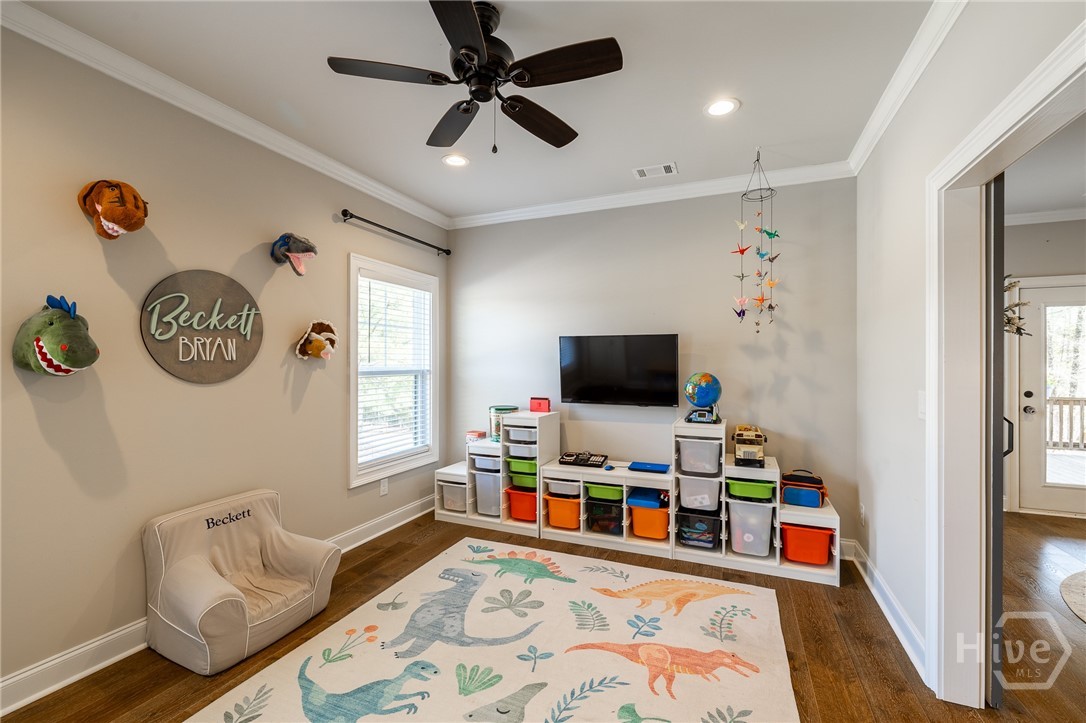 12 Blackthorn Road