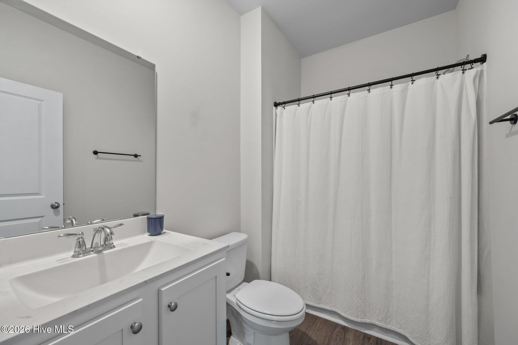 100559787 | Photo 16