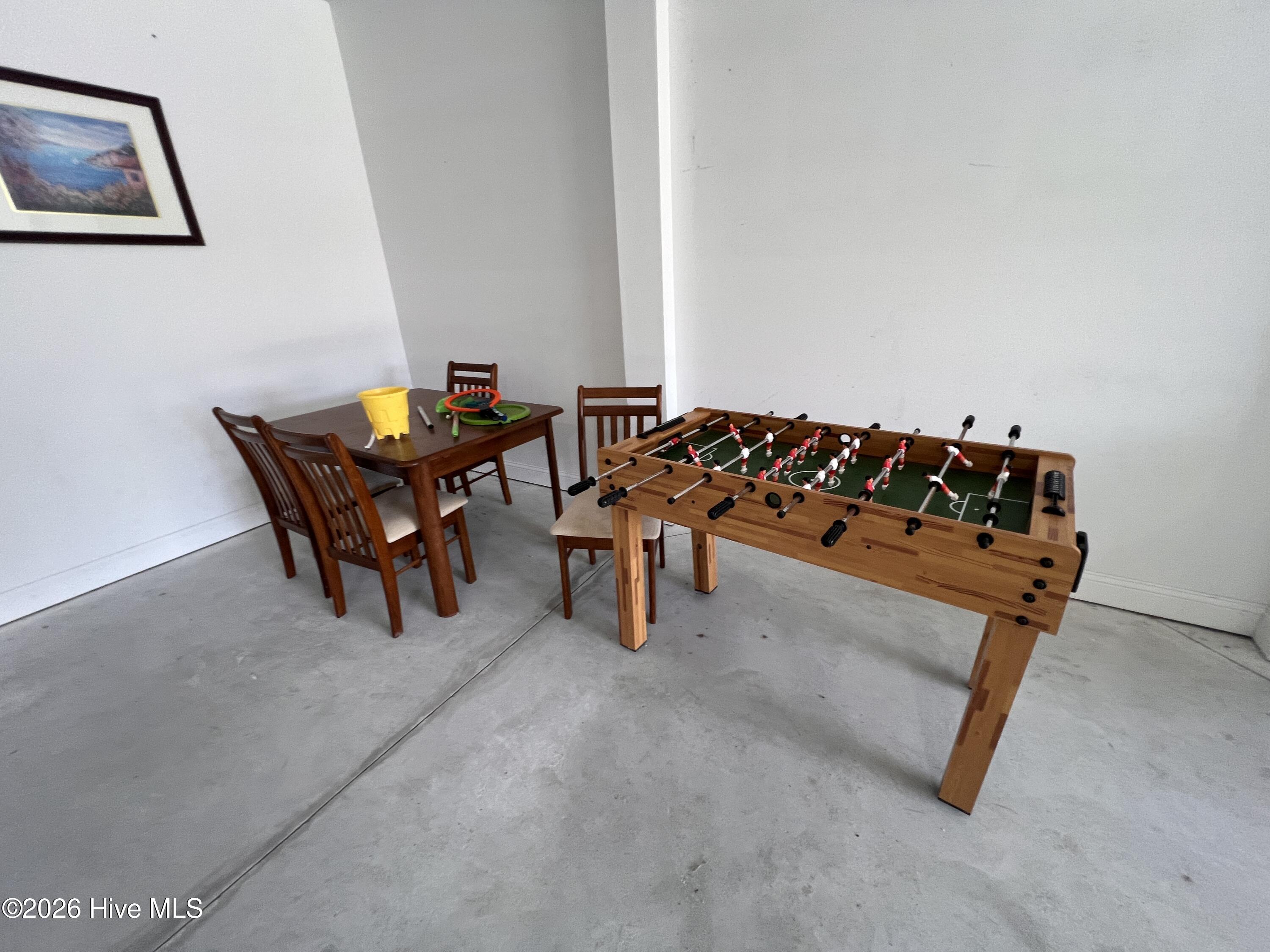 100564995 | Photo 22