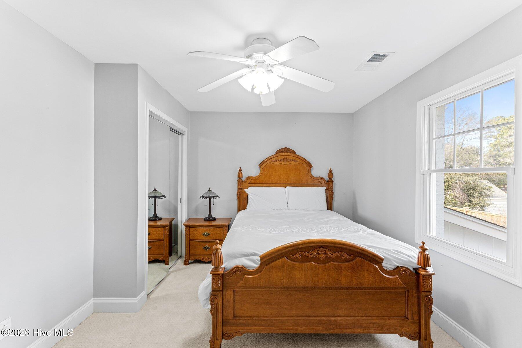 100551299 | Photo 34