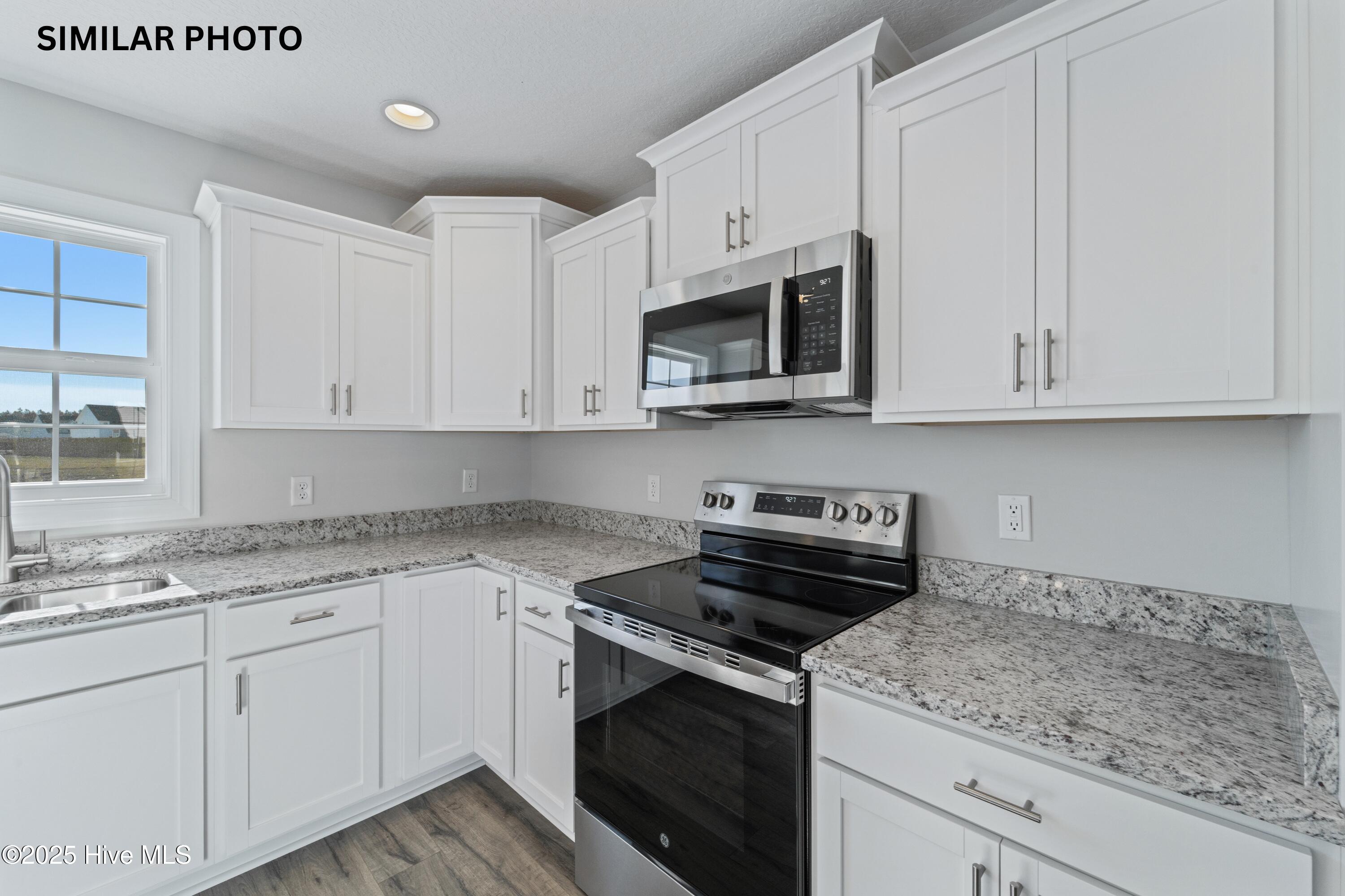 100537618 | Photo 17