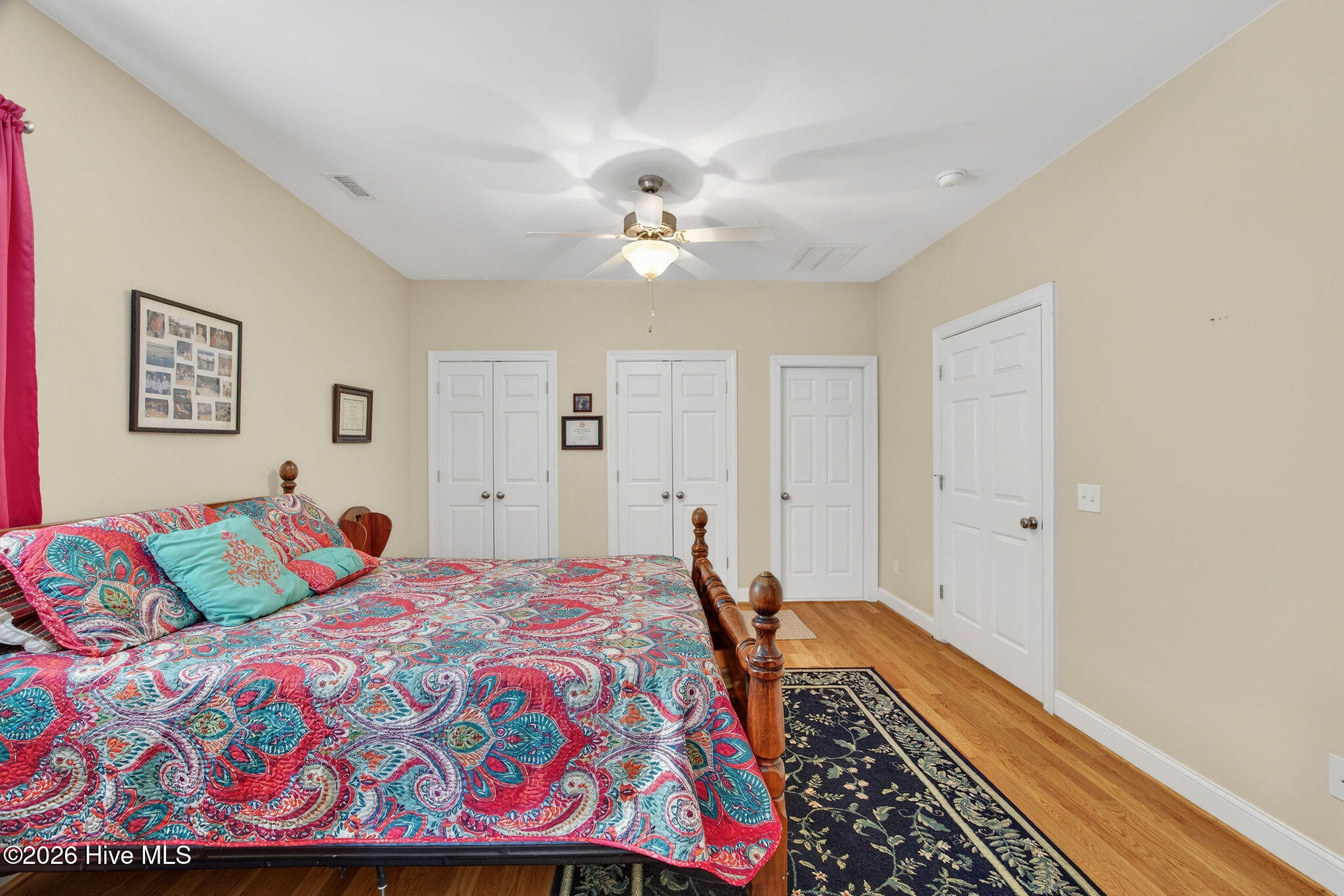 100554164 | Photo 57