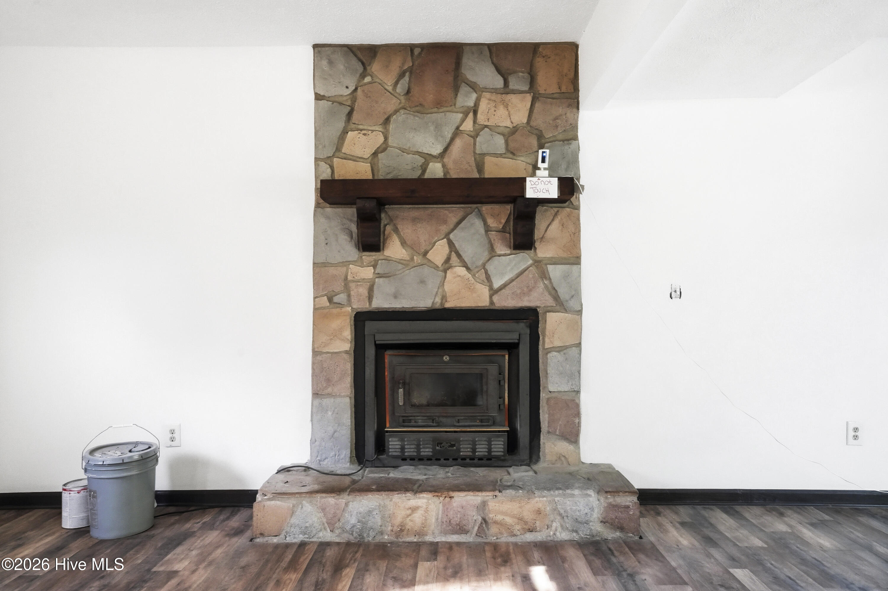 100568902 | Photo 13