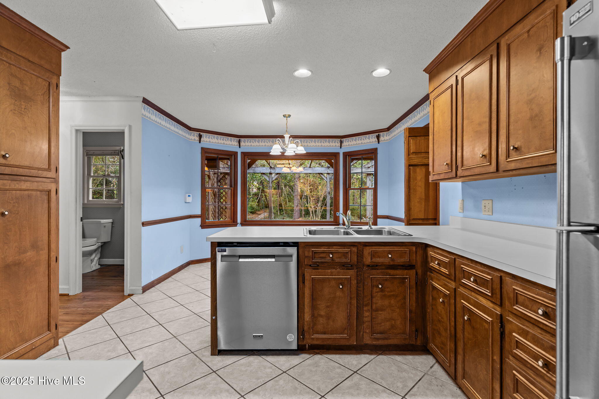 100540294 | Photo 18