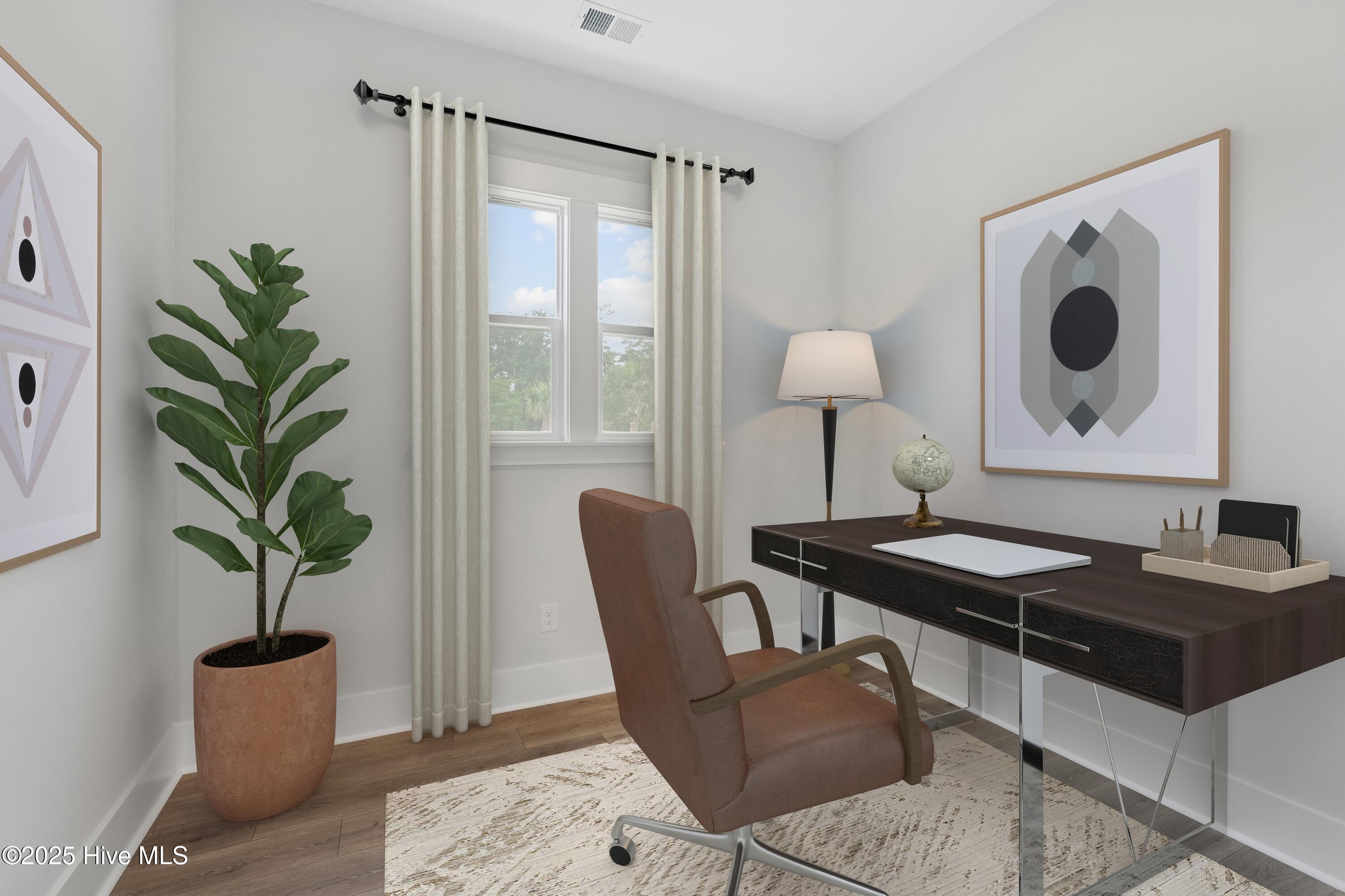 100521312 | Photo 11