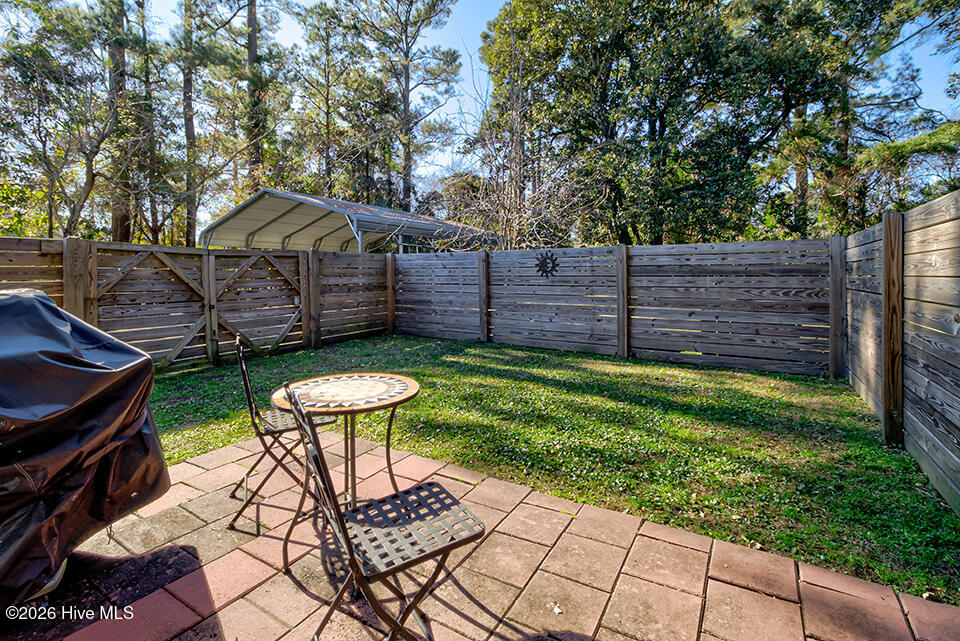 100550218 | Photo 46