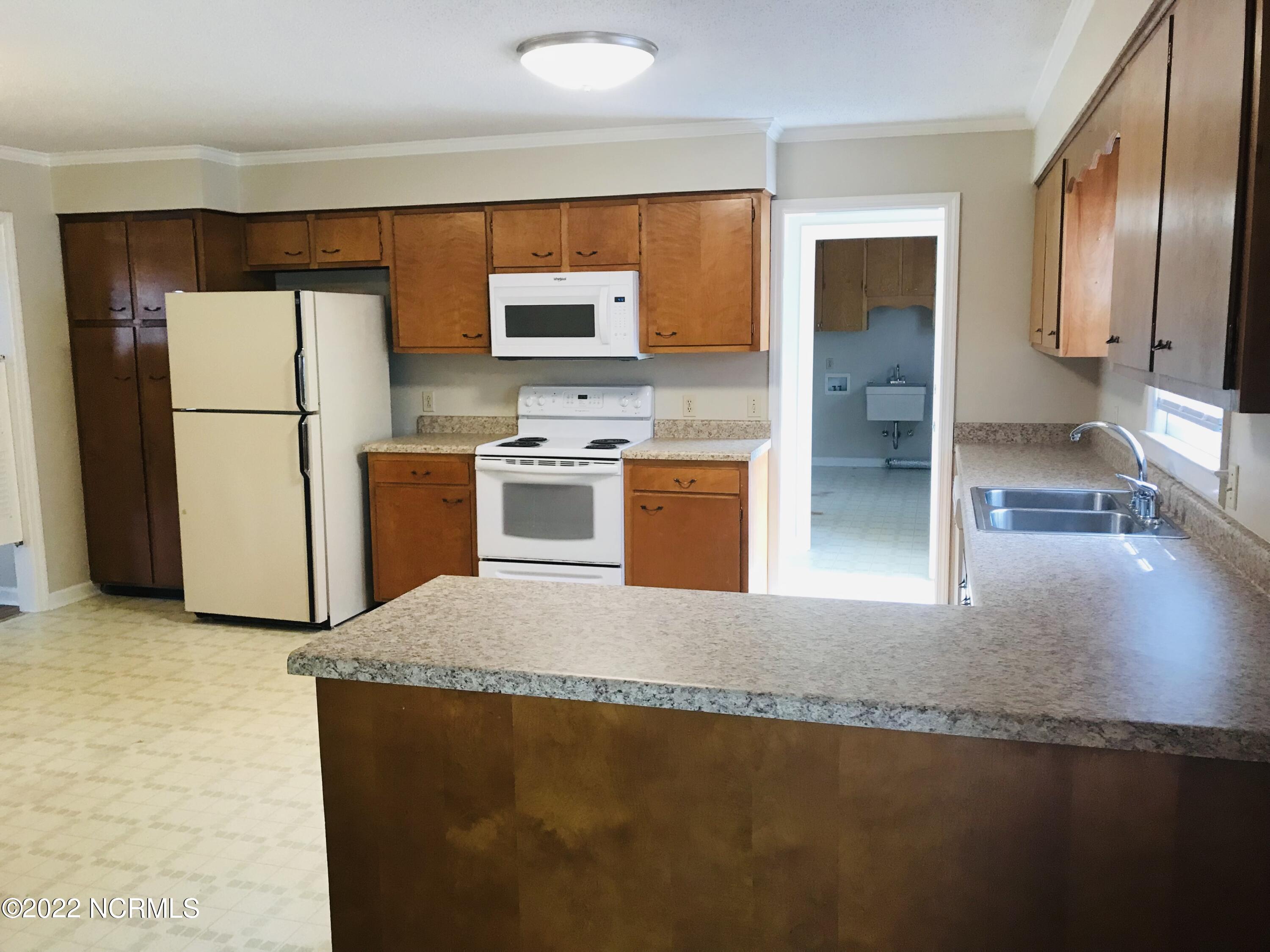 100537138 | Photo 10