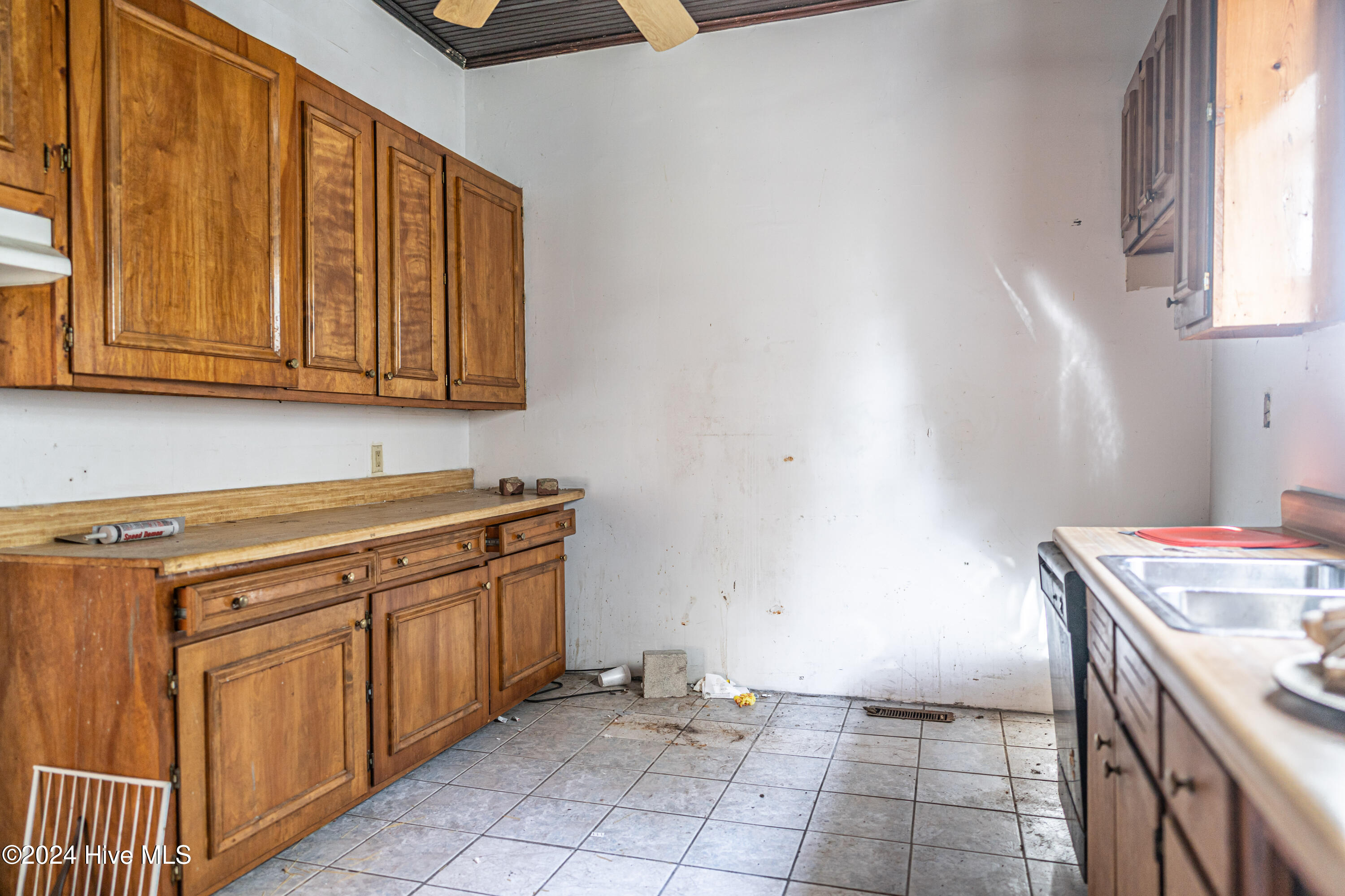 801 Monroe Street, Carthage, NC, 28327