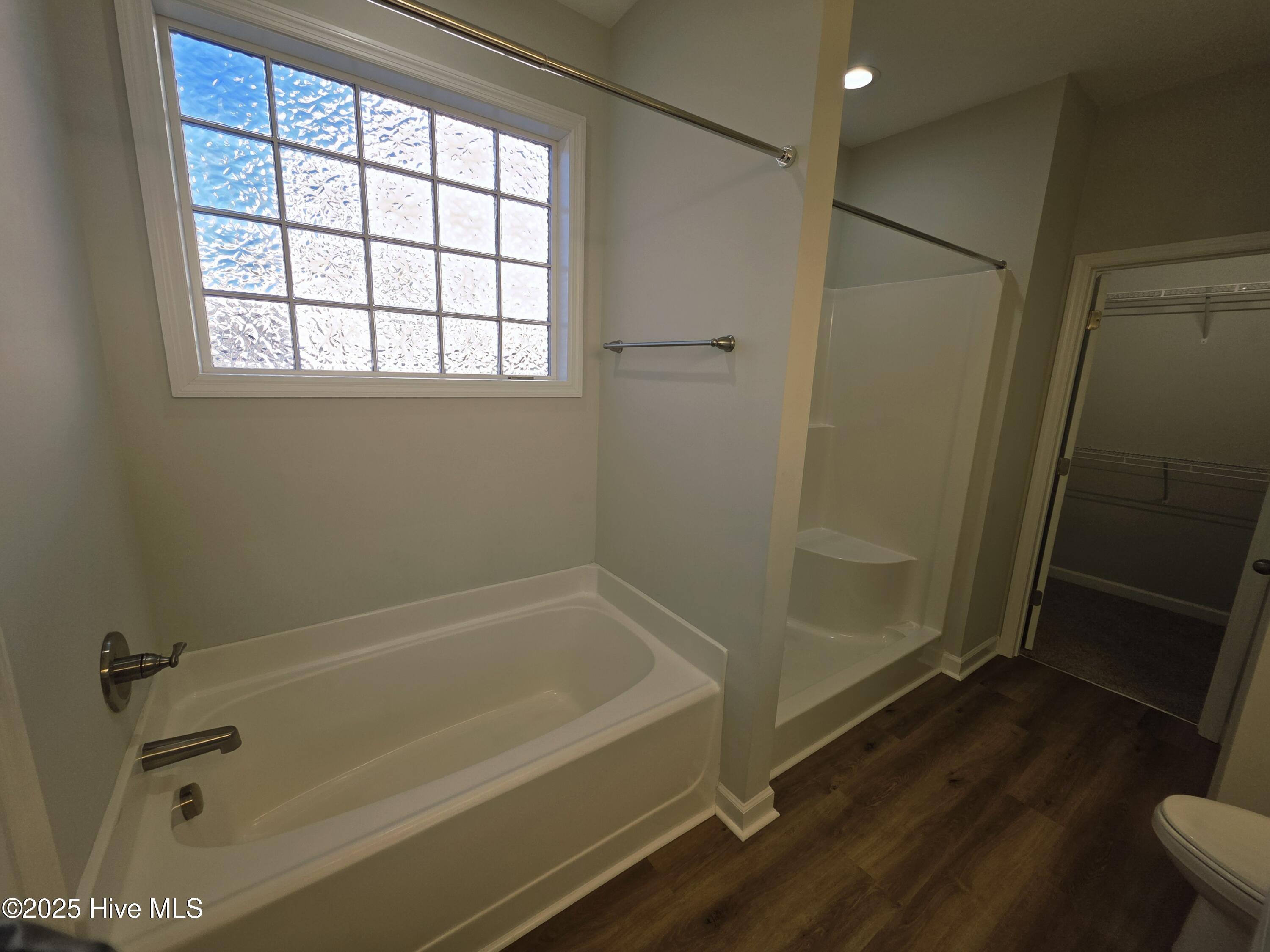 100545567 | Photo 20