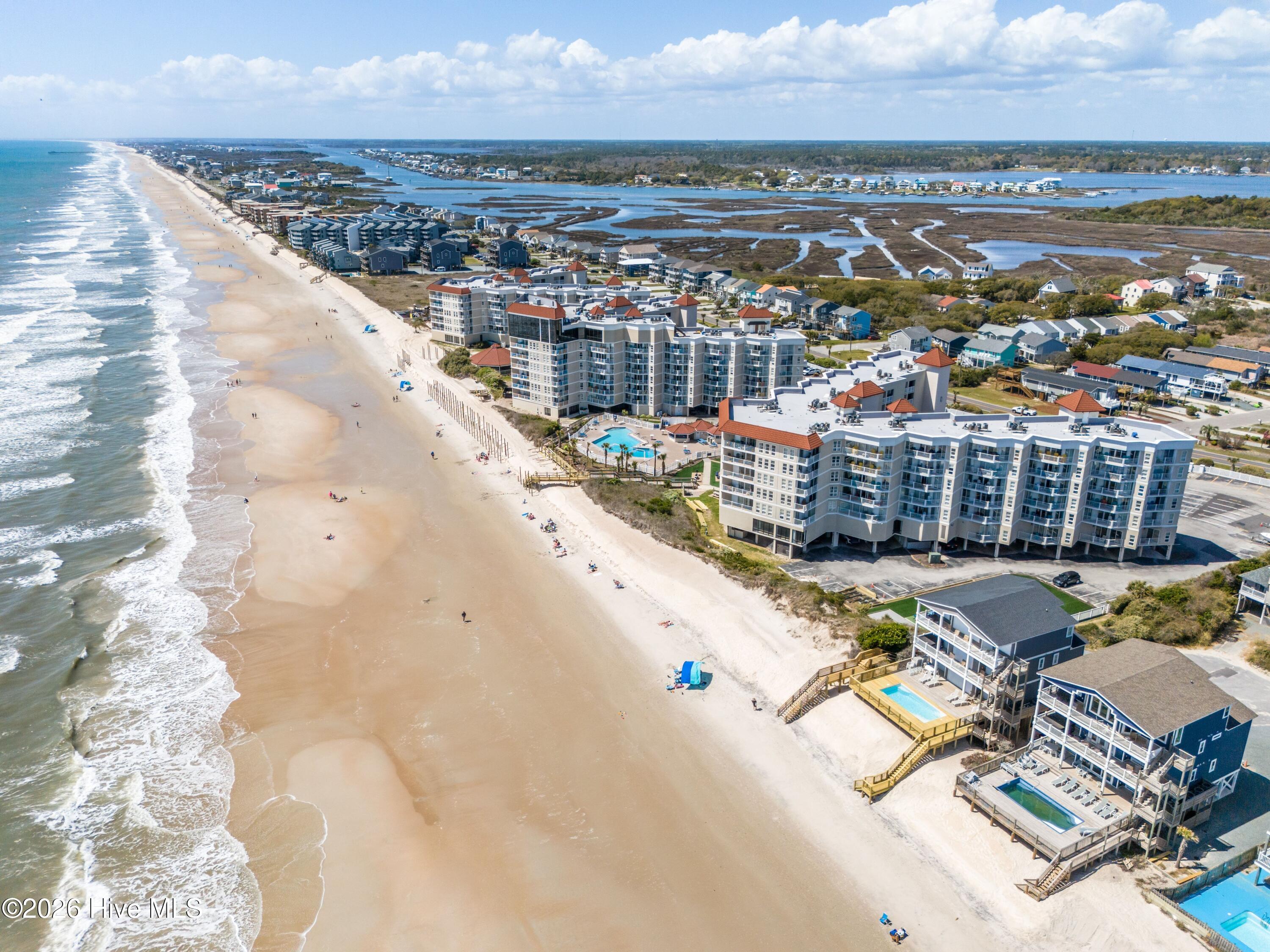 100565248 | Photo 27