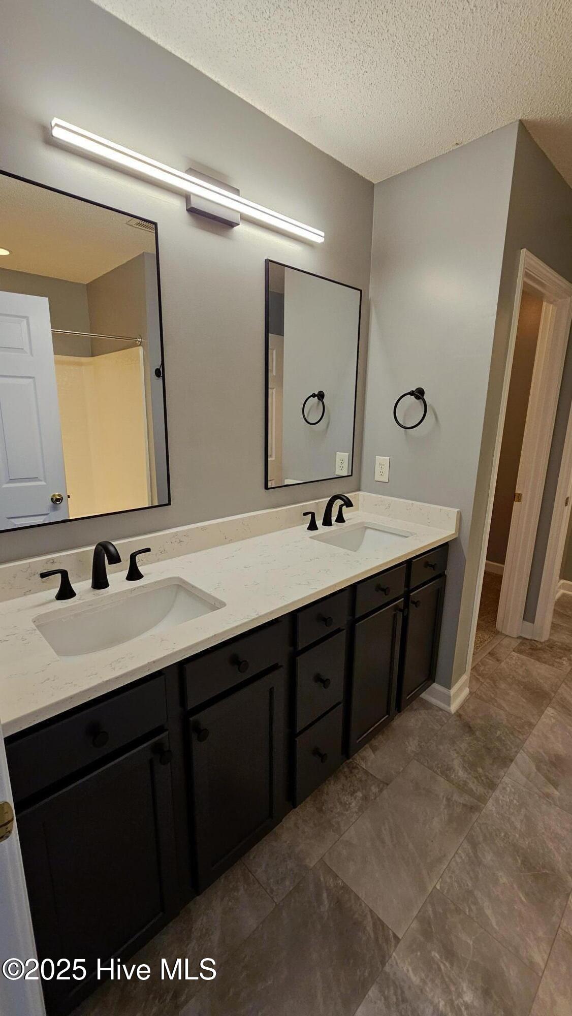 100538021 | Photo 21