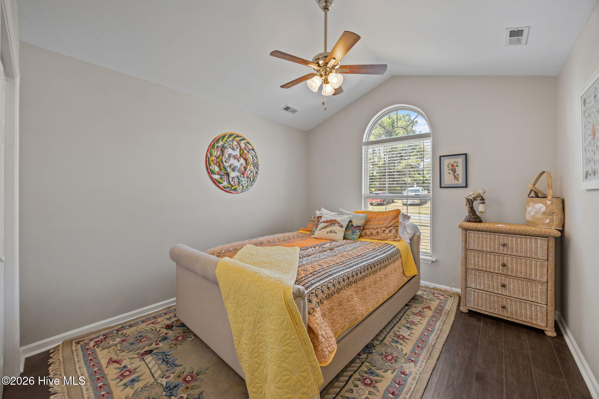 100559515 | Photo 29