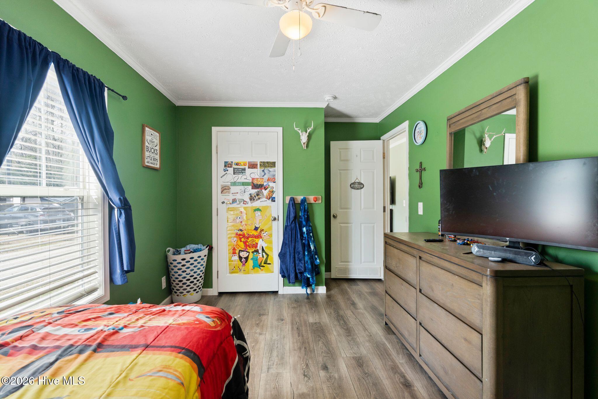 100559666 | Photo 32