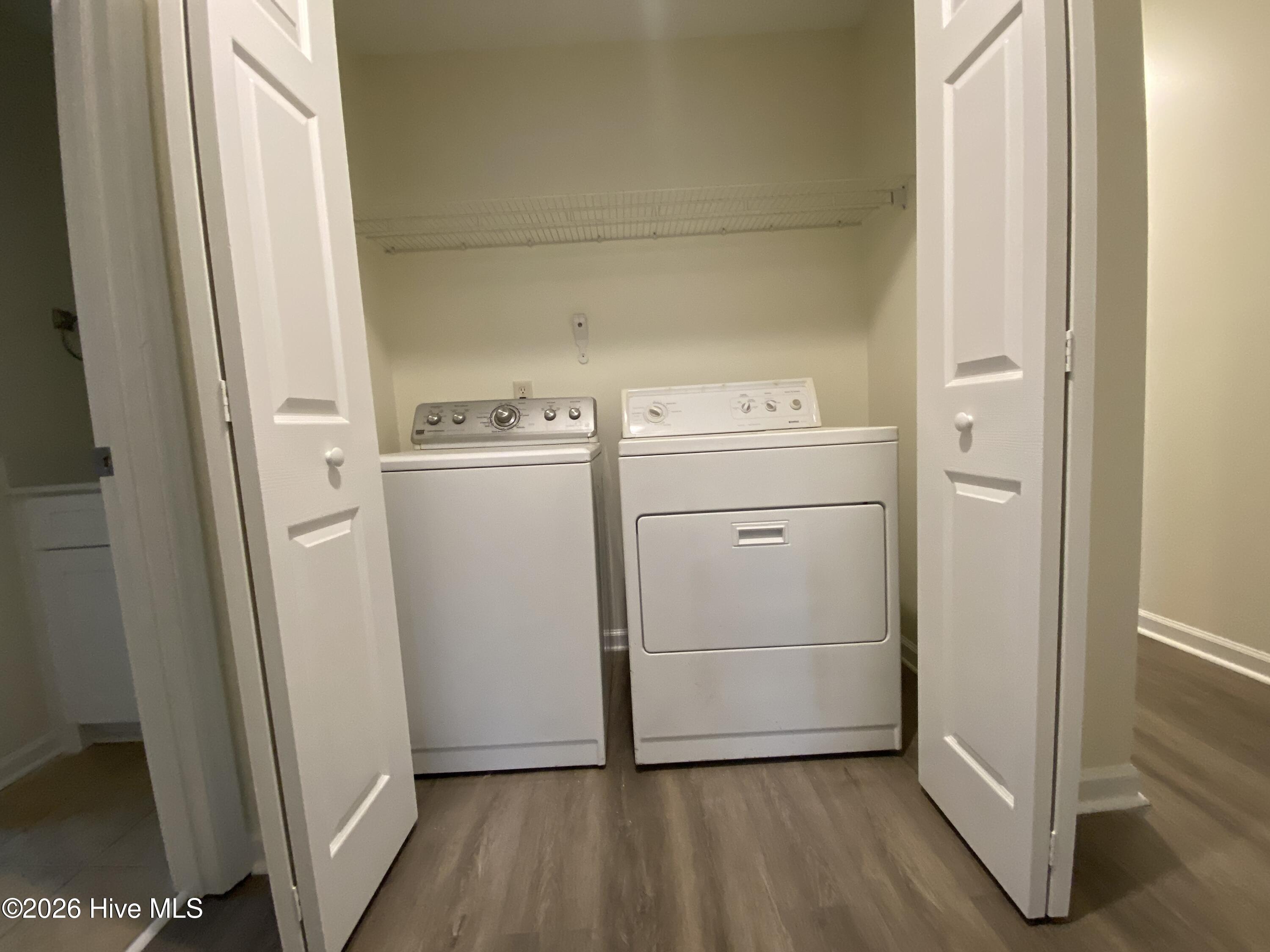 100553788 | Photo 26