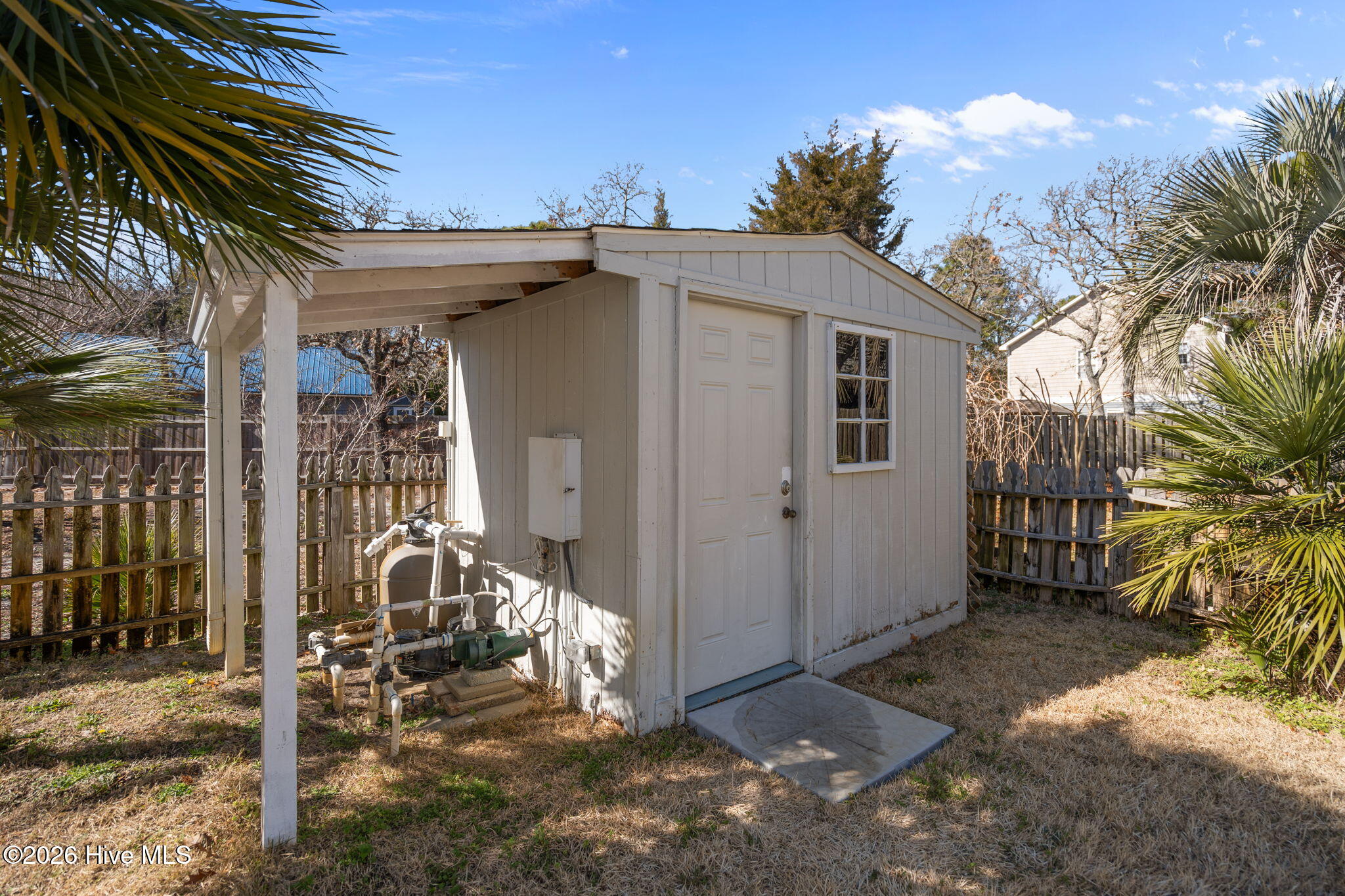 100555405 | Photo 19