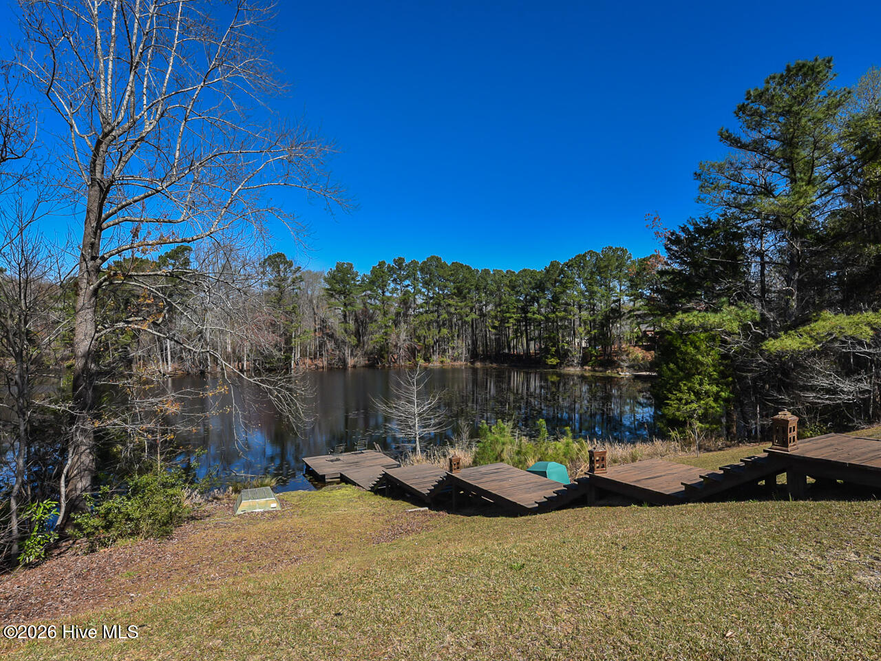 Exterior - pond 3 - OK