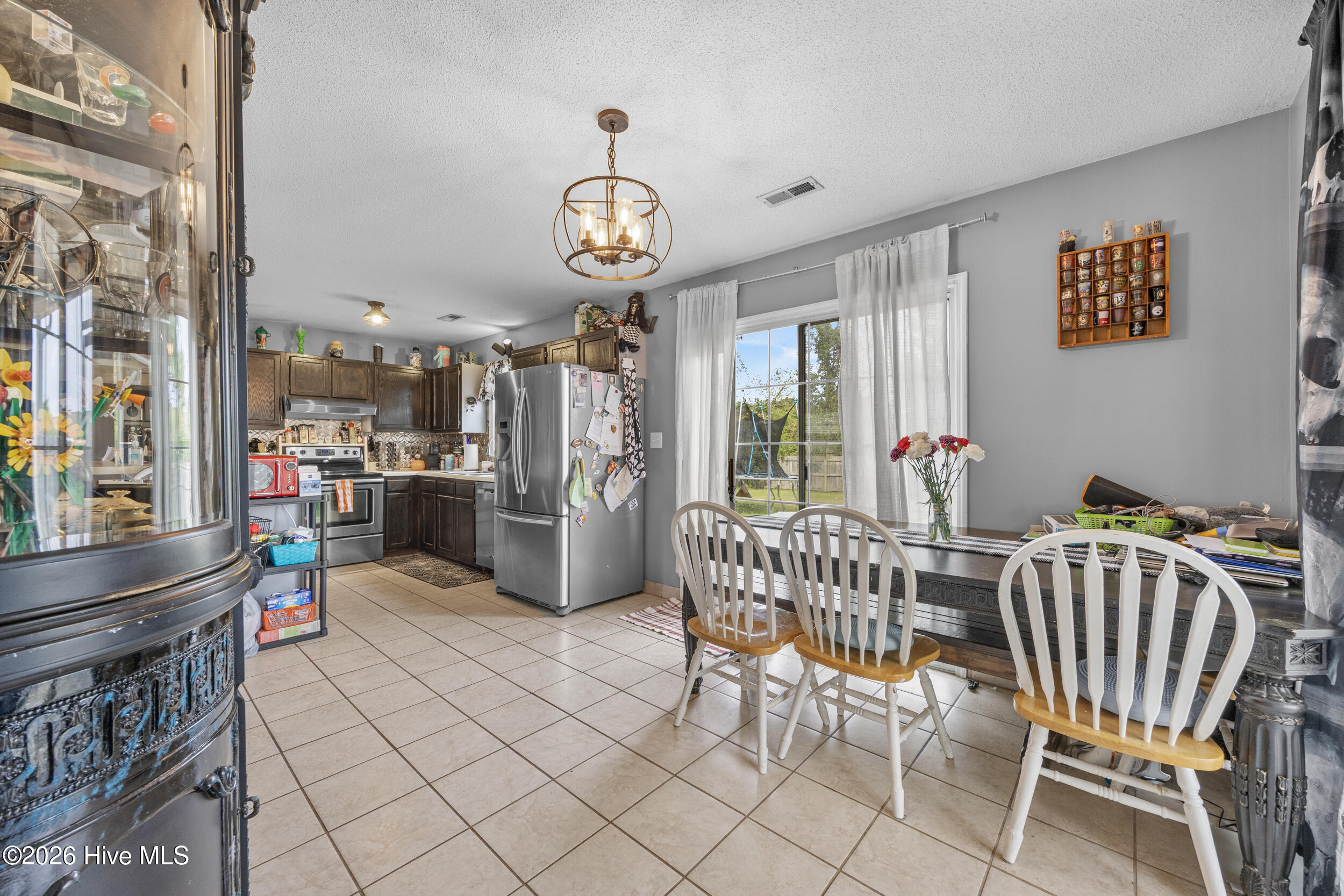 100565830 | Photo 13