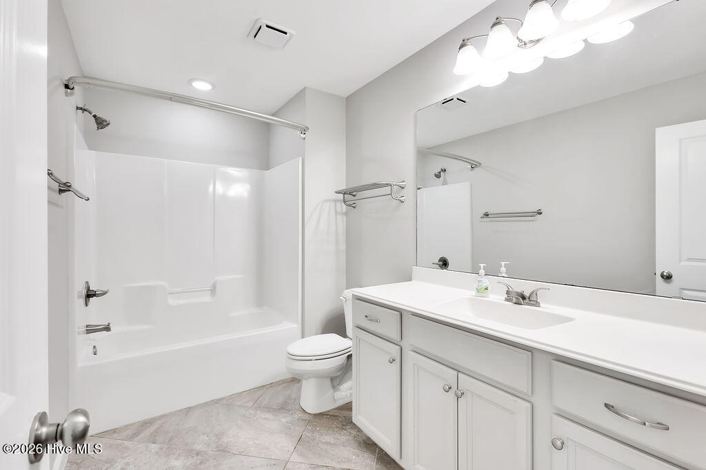 100558736 | Photo 30